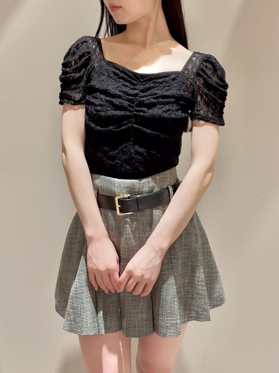 【スナイデル/SNIDEL】のレースカットソー インテリア・キッズ・メンズ・レディースファッション・服の通販 founy(ファニー) 　ファッション　Fashion　レディースファッション　WOMEN　トップス・カットソー　Tops/Tshirt　カットソー　Cut and Sewn　おすすめ　Recommend　インナー　Inner　ギャザー　Gather　ジャケット　Jacket　ストレッチ　Stretch　ストレート　Straight　スリーブ　Sleeve　トレンド　Trend　フィット　Fit　フロント　Front　レース　Race　エレガント 上品　Elegant　BLK[009]|ID: prp329100004580122 ipo3291000000032484024