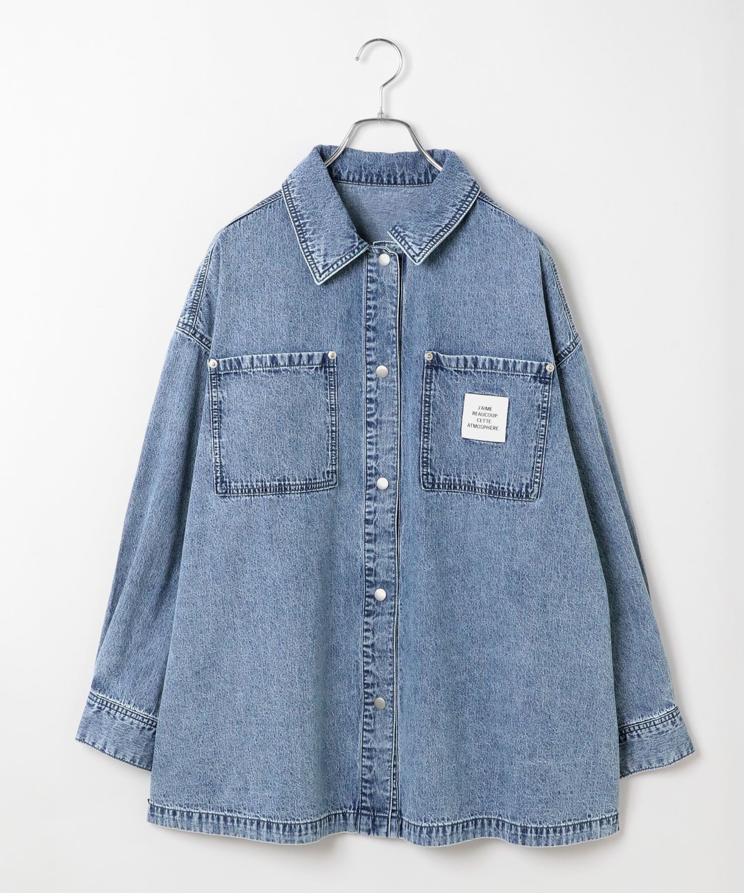 【レプシィム ローリーズファーム/LEPSIM LOWRYS FARM】のBIGデニムシャツ2 インテリア・キッズ・メンズ・レディースファッション・服の通販 founy(ファニー) 　ファッション　Fashion　レディースファッション　Ladies' Fashion Online　トップス・カットソー　Tops/Tshirt　シャツ/ブラウス　Shirts/Blouses　おすすめ　Recommend　キャミソール　Camisole　タンク　Tank　デニム　Denim　春　Spring　ケミカルライトブルー80|ID: prp329100004580138 ipo3291000000032661722