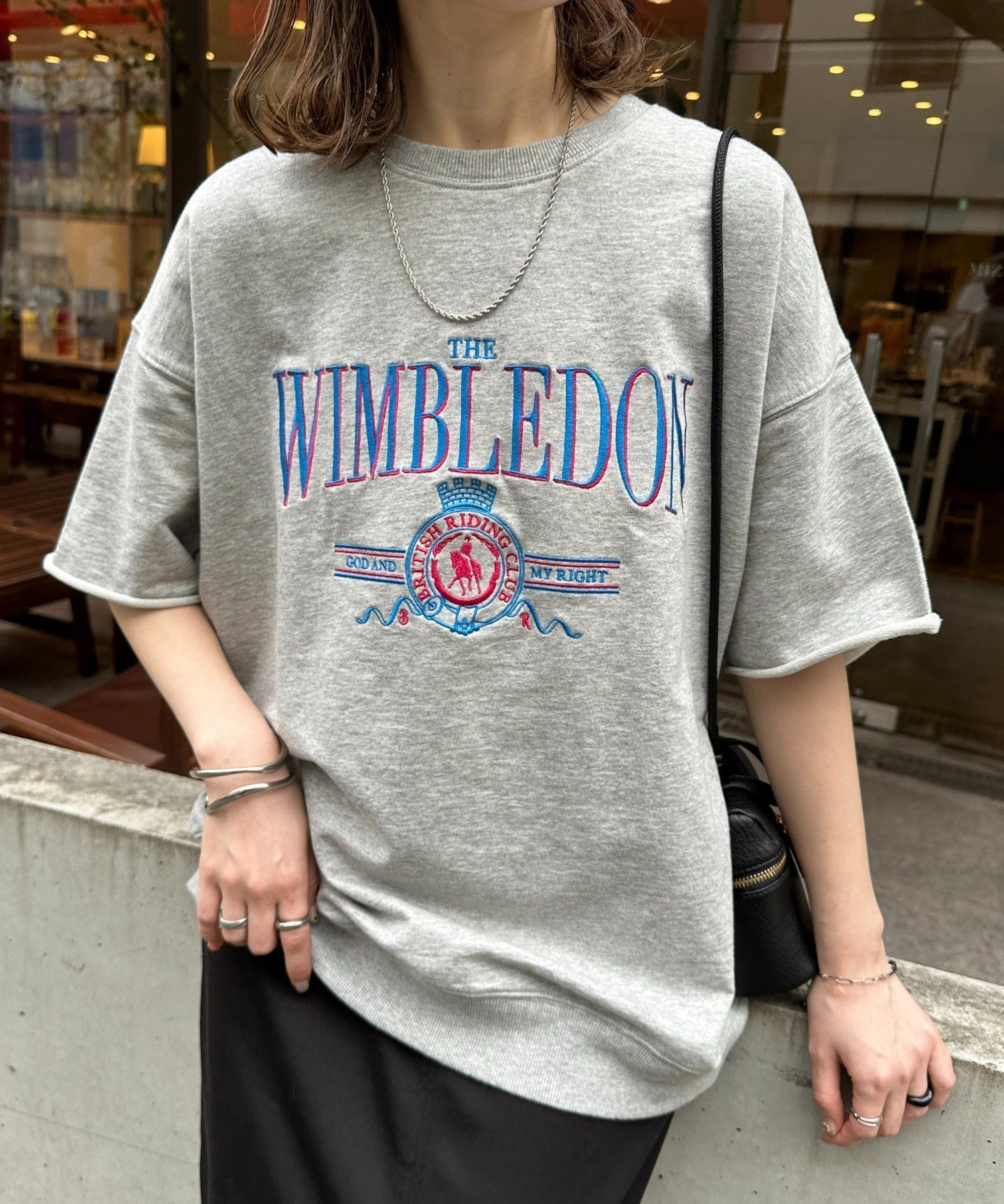 【ディスコート/Discoat】の【WEB限定】刺繍ロゴハーフスリーブミニ裏毛スウェット インテリア・キッズ・メンズ・レディースファッション・服の通販 founy(ファニー) 　ファッション　Fashion　レディースファッション　Fashion for Women　トップス・カットソー　Cut & Sew Tops　レディースパーカー・カジュアルフーディー　Casual Hoodies & Sweatshirts　スウェット・クルーネックトップス　Sweatshirts & Crewnecks / Relaxed Fit Sweat Tops　カットオフ　Cut-Off Design　スウェット / スエット　Sweatshirt, Sweatwear　フロント　Front, Front Design　リメイク　Remake, Reconstructed　ヴィンテージ　Vintage Style　春　Spring　ライトグレー|ID: prp329100004580617 ipo3291000000033571872