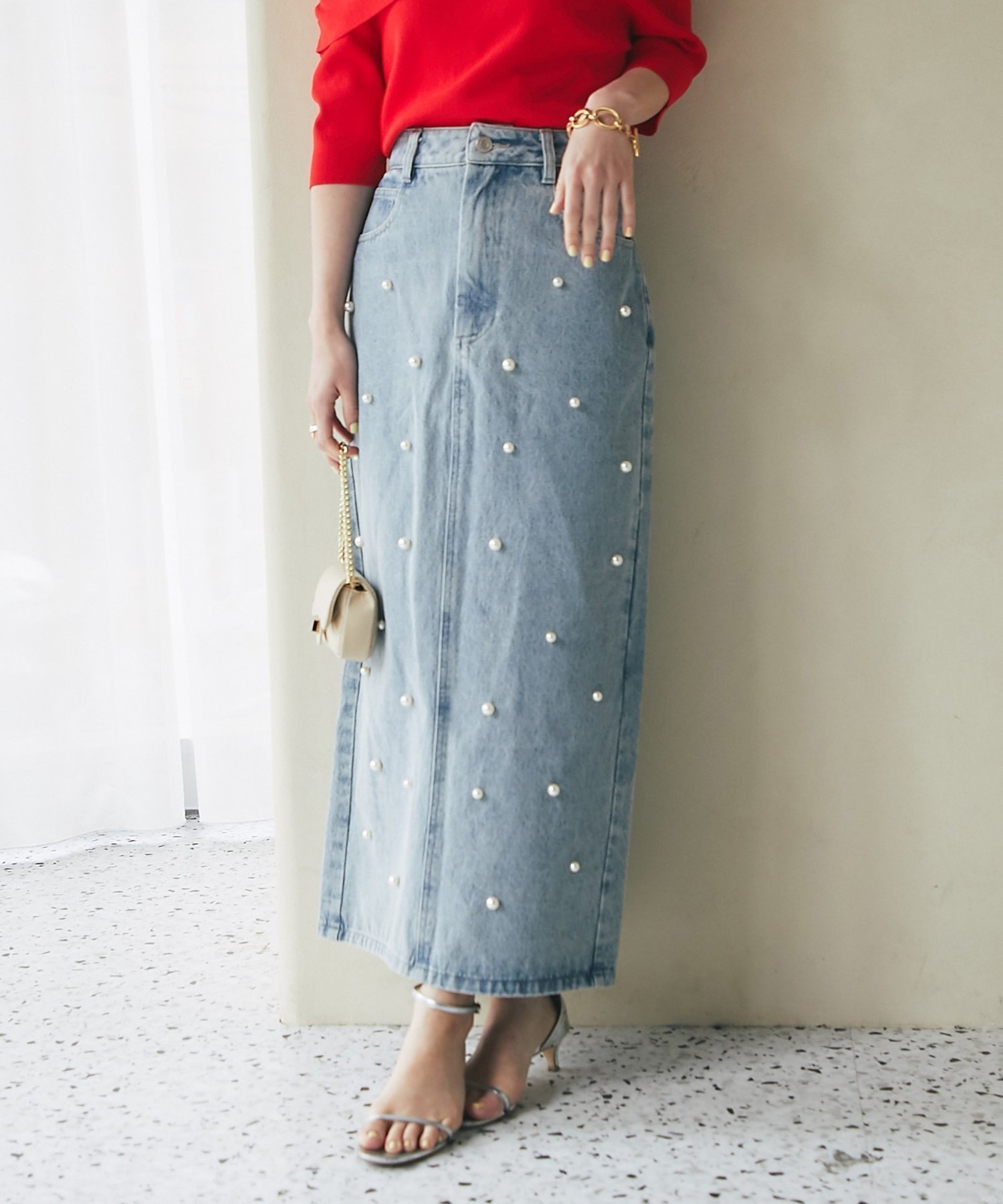 【ラブティックボンボン/La boutique BonBon】の【名品・復刻】パール付きデニムタイトマキシスカート インテリア・キッズ・メンズ・レディースファッション・服の通販 founy(ファニー) 　ファッション　Fashion　レディースファッション　Ladies' Fashion Online　スカート　Skirt　ヴィンテージ　Vintage　ガーリー　Girly　シンプル　Simple　デニム　Denim　トレンド　Trend　人気　Popularity　パール　Pearl　フリル　Frills　ペチコート　Petticoat　ポケット　Pocket　おすすめ　Recommend　エレガント 上品　Elegant　サックスブルー|ID: prp329100004580729 ipo3291000000032676940