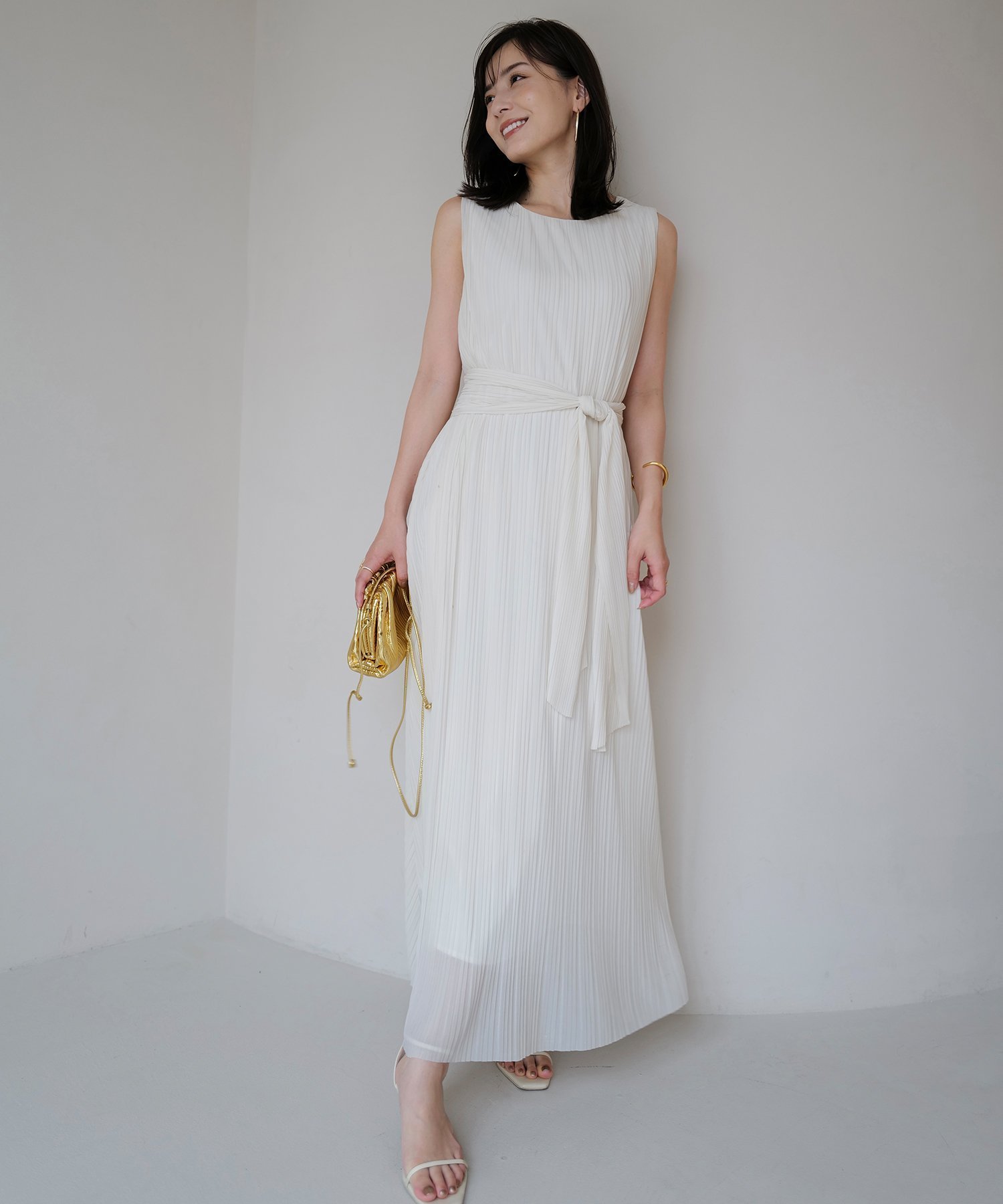 【アニュアンス/anuans】のランダムプリーツシアーロングワンピース 人気、トレンドファッション・服の通販 founy(ファニー) 　ファッション　Fashion　レディースファッション　Ladies' Fashion Online　ワンピース　Dress　おすすめ　Recommend　エアリー　Airy　スカーフ　Scarf　プリーツ　Pleats　ランダム　Random　リゾート　Resort　リボン　Ribbon　リラックス　Relax　夏　Summer　 other-1|ID: prp329100004581047 ipo3291000000032622109