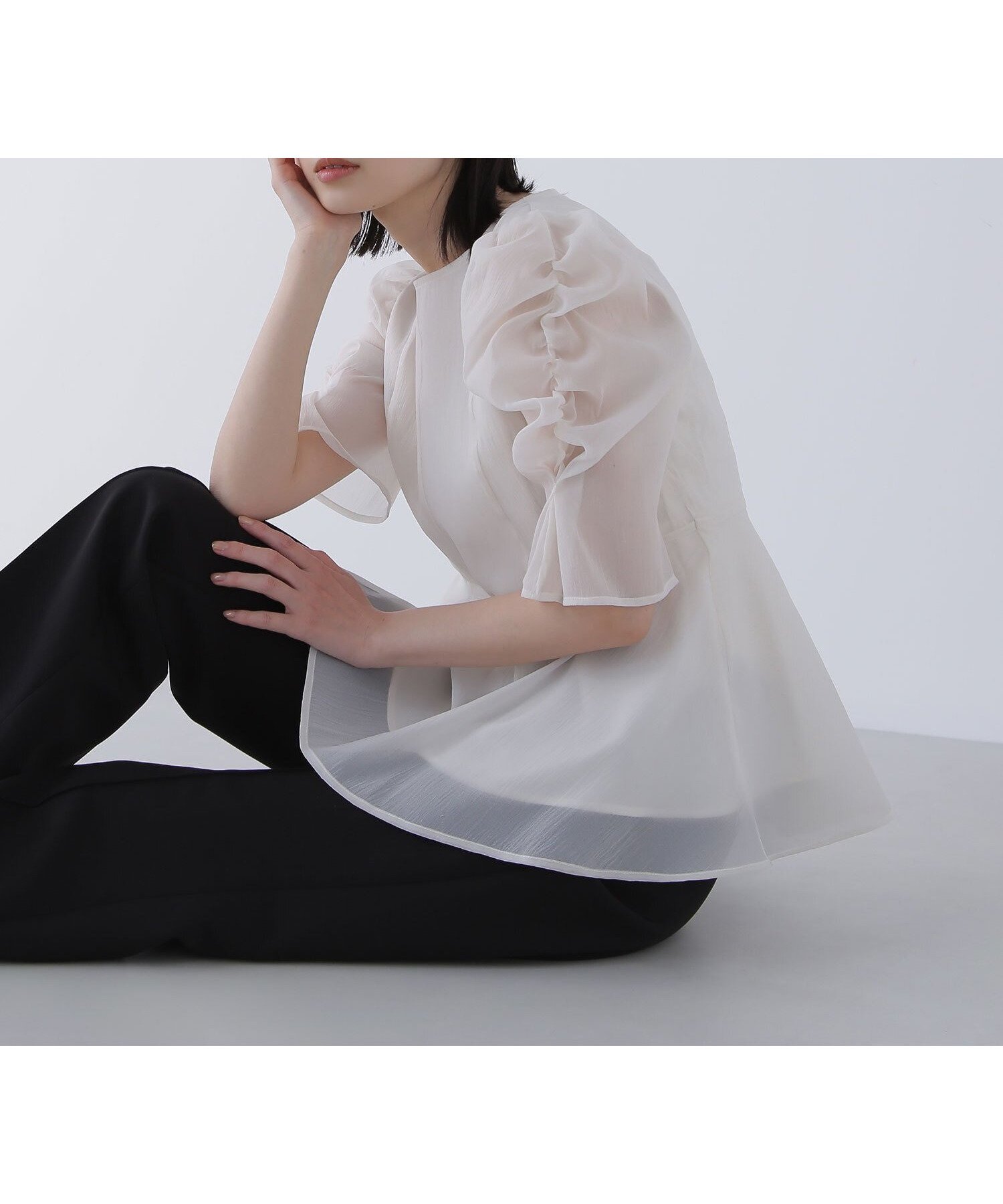 【ナチュラル ビューティー ベーシック/NATURAL BEAUTY BASIC】のシアーペプラムブラウス インテリア・キッズ・メンズ・レディースファッション・服の通販 founy(ファニー) 　ファッション　Fashion　レディースファッション　Fashion for Women　トップス・カットソー　Cut & Sew Tops　シャツ・ブラウス・オフィスカジュアル　Elegant Blouses & Button-Ups　シアー　Sheer, See-Through　パイピング　Piping, Trim Design　ペプラム　Peplum, Flared Hem　人気　Popular, Best Seller　半袖　Short Sleeve, Half Sleeve　春　Spring　オフホワイト1|ID: prp329100004581109 ipo3291000000033220194