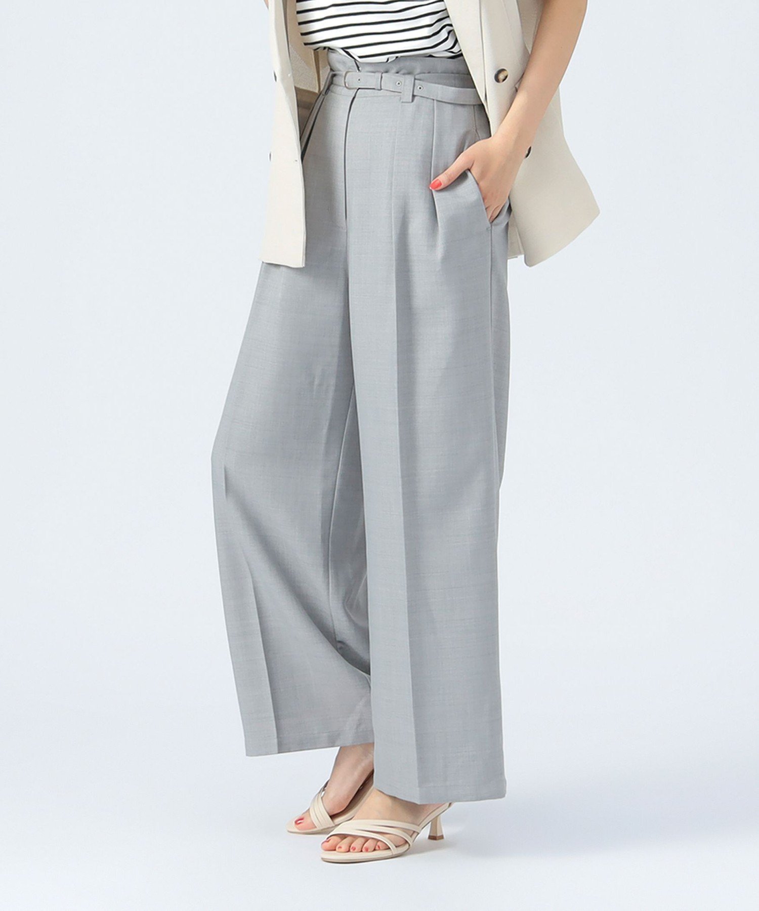 【ビームス ハート/BEAMS HEART】の【6/5新規値下げ】ハイウエスト 2タック ワイド パンツ 25SS インテリア・キッズ・メンズ・レディースファッション・服の通販 founy(ファニー) 　ファッション　Fashion　レディースファッション　Fashion for Women　パンツ　Pants & Trousers　カットソー　Cut and Sewn Top　コンパクト　Compact, Small Size　センター　Center, Center Line　トレンド　Trend, Trending Now　人気　Popular, Best Seller　ベーシック　Basic, Essential　ワイド　Wide, Wide Fit　エレガント 上品　Elegant　2025年　2025　2025春夏・S/S　Spring/Summer 2025 SS25　LIGHT GREY|ID: prp329100004581382 ipo3291000000032711494