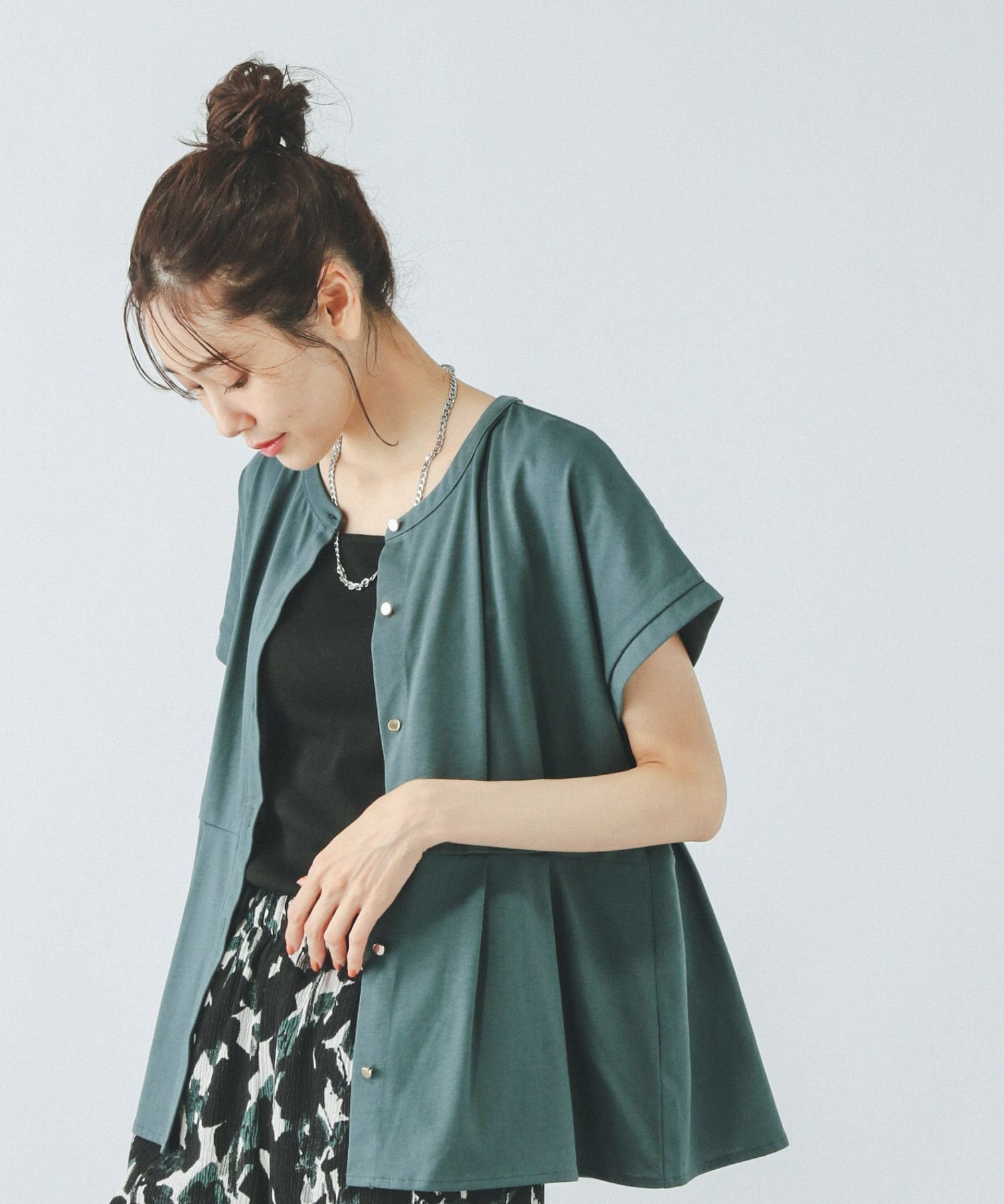 【グローバルワーク/GLOBAL WORK】のリッチクリーンペプラム/289379 インテリア・キッズ・メンズ・レディースファッション・服の通販 founy(ファニー) 　ファッション　Fashion　レディースファッション　Fashion for Women　カットソー　Cut and Sewn Top　シルク　Silk, 100% Silk　デニム　Denim, Jeans Material　ペプラム　Peplum, Flared Hem　ボトム　Bottoms, Lower Wear　エレガント 上品　Elegant　人気　Popular, Best Seller　抗菌　Antibacterial, Bacteria-Resistant　アッシュグリーン77|ID: prp329100004581433 ipo3291000000032505247