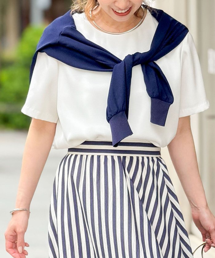 【ノーリーズ/NOLLEY'S】のオトナサテン半袖Tブラウス インテリア・キッズ・メンズ・レディースファッション・服の通販 founy(ファニー) https://founy.com/ ファッション Fashion レディースファッション Fashion for Women トップス・カットソー Cut & Sew Tops シャツ・ブラウス・オフィスカジュアル Elegant Blouses & Button-Ups 2025年 2025 2025春夏・S/S Spring/Summer 2025 SS25 おすすめ Recommended / Our Picks インナー Innerwear シルク Silk, 100% Silk エレガント 上品 Elegant 半袖 Short Sleeve, Half Sleeve |ID: prp329100004581611 ipo3291000000033561383