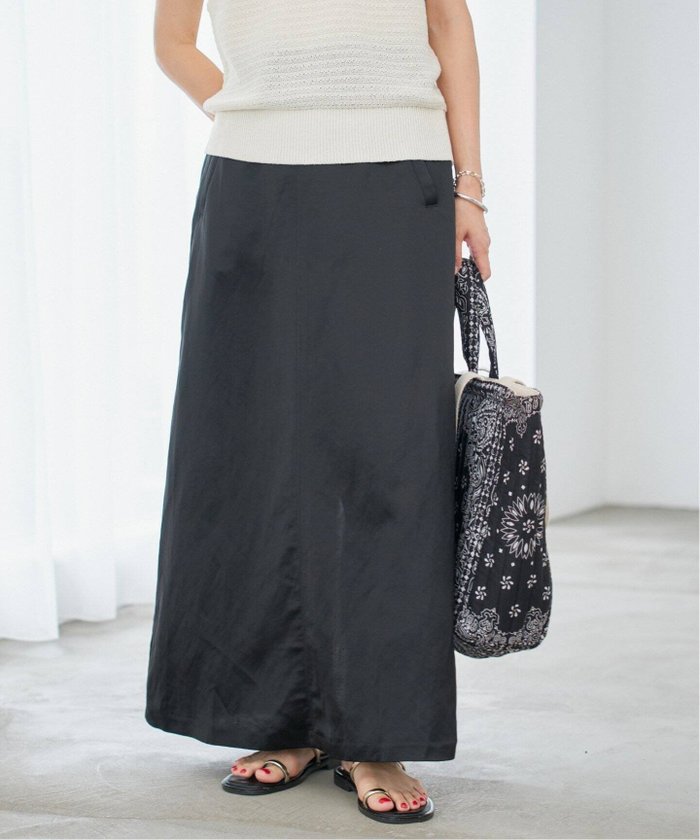 【イエナ/IENA】のL/VISバックサテンリーンスカート インテリア・キッズ・メンズ・レディースファッション・服の通販 founy(ファニー) https://founy.com/ ファッション Fashion レディースファッション Ladies' Fashion Online スカート Skirt バッグ Bag 2025年 2025 2025春夏・S/S Ss,Spring/Summer,2025 とろみ Thickness イタリア Italy センター Center バランス Balance パターン Pattern リネン Linen |ID: prp329100004581931 ipo3291000000032693802
