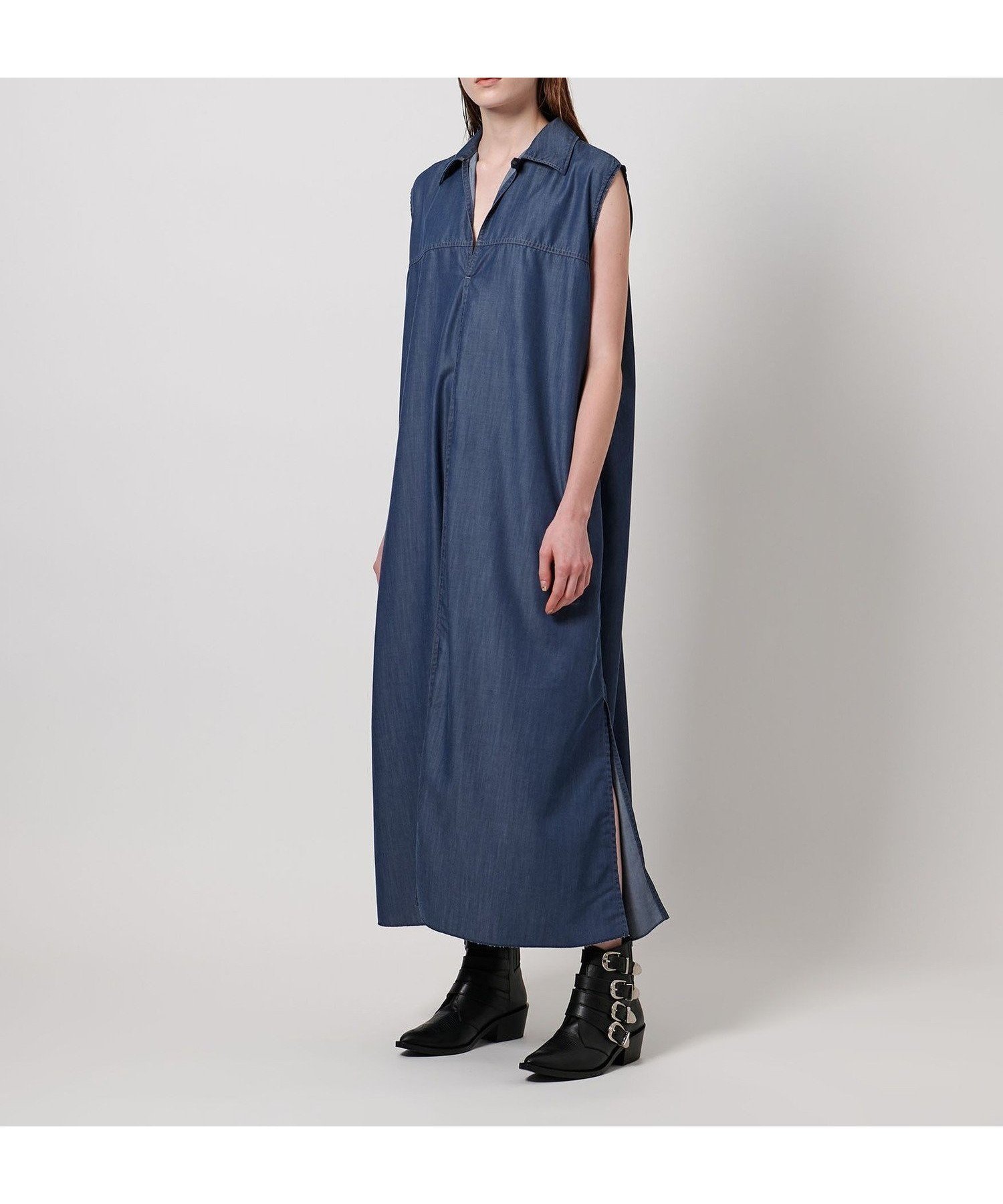 【ユナイテッドアローズ/UNITED ARROWS】のASTRAET スキッパー スリット ノースリーブワンピース インテリア・キッズ・メンズ・レディースファッション・服の通販 founy(ファニー) 　ファッション　Fashion　レディースファッション　WOMEN　ワンピース　Dress　おすすめ　Recommend　アクセサリー　Accessories　インディゴ　Indigo　シューズ　Shoes　スキッパー　Skipper　スリット　Slit　ノースリーブ　No Sleeve　NAVY|ID: prp329100004581979 ipo3291000000032467503