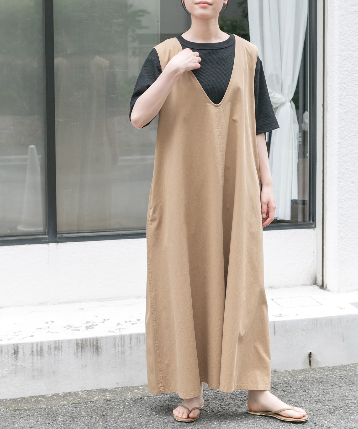 【アーバンリサーチ ドアーズ/URBAN RESEARCH DOORS】のFORK SPOON テントラインUネックワンピース インテリア・キッズ・メンズ・レディースファッション・服の通販 founy(ファニー) 　ファッション　Fashion　レディースファッション　Fashion for Women　ワンピース　Dresses　2025年　2025　2025春夏・S/S　Spring/Summer 2025 SS25　エアリー　Airy Texture　シンプル　Simple, Minimal　ノースリーブ　Sleeveless, No-Sleeve　ベーシック　Basic, Essential　今季　This Season, Current Season　半袖　Short Sleeve, Half Sleeve　夏　Summer　S/S・春夏　SS, Spring/Summer, Warm Season　秋　Autumn　BEIGE|ID: prp329100004582089 ipo3291000000032639434
