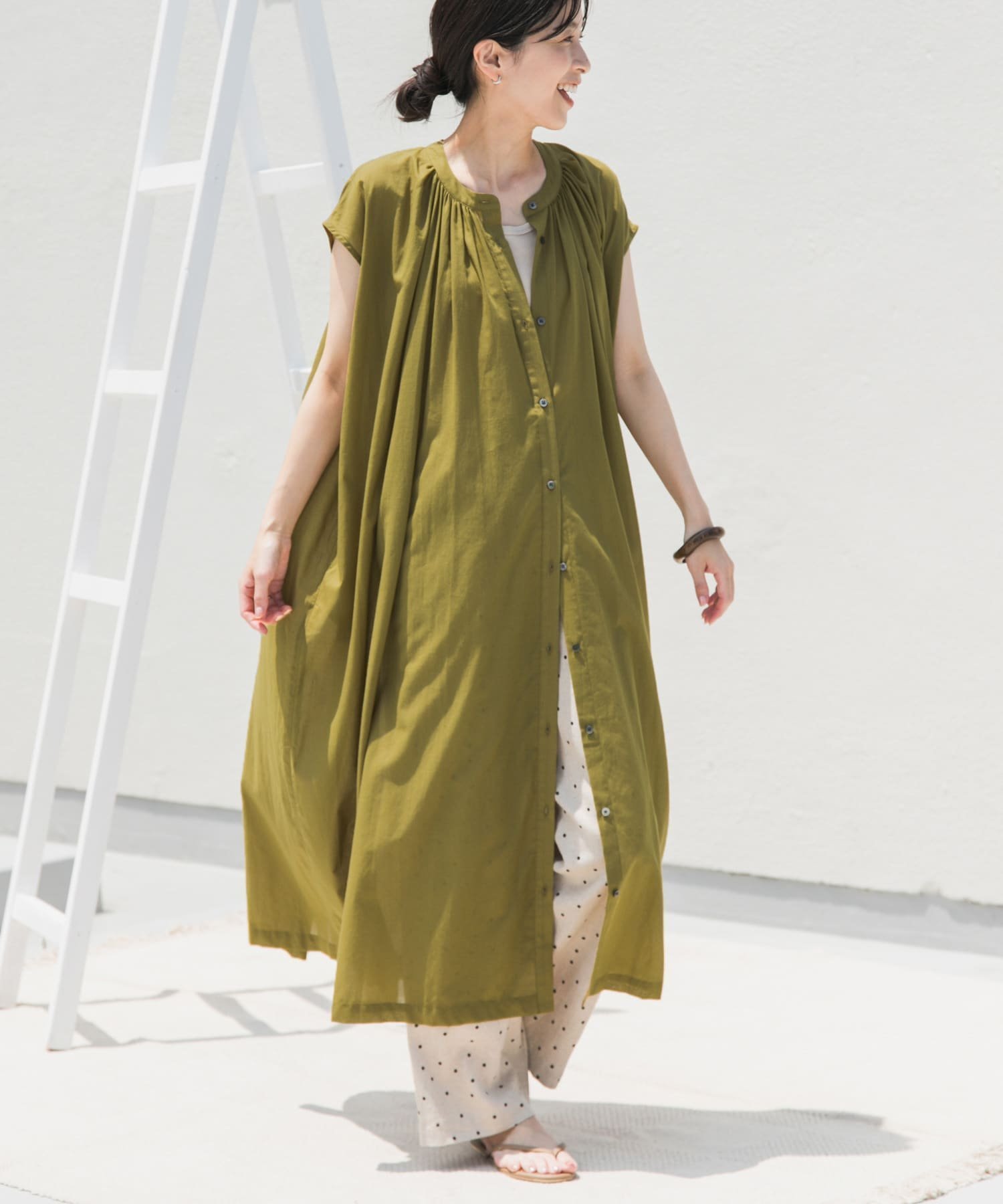 【アーバンリサーチ ドアーズ/URBAN RESEARCH DOORS】のコットンボイルギャザーフレンチワンピース インテリア・キッズ・メンズ・レディースファッション・服の通販 founy(ファニー) 　ファッション　Fashion　レディースファッション　WOMEN　ワンピース　Dress　2025年　2025　2025春夏・S/S　Ss,Spring/Summer,2025　インナー　Inner　キャミソール　Camisole　ギャザー　Gather　スリーブ　Sleeve　フレンチ　French　人気　Popularity　夏　Summer　S/S・春夏　Ss・Spring/Summer　YEL.KHAKI|ID: prp329100004582094 ipo3291000000032468706