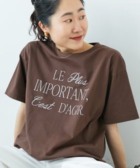 【ルクールブラン/le.coeur blanc】の《手洗い可能》Le plusロゴTシャツ 人気、トレンドファッション・服の通販 founy(ファニー) ファッション Fashion レディースファッション Fashion for Women トップス・カットソー Cut & Sew Tops シャツ・ブラウス・オフィスカジュアル Elegant Blouses & Button-Ups ロングTシャツ・Tシャツ Longline T-Shirts & Tees おすすめ Recommended / Our Picks ストレート Straight, Straight Cut スリット Slit, Slit Detail フランス France, French 定番 Standard, Basic Item |ID:prp329100004582200