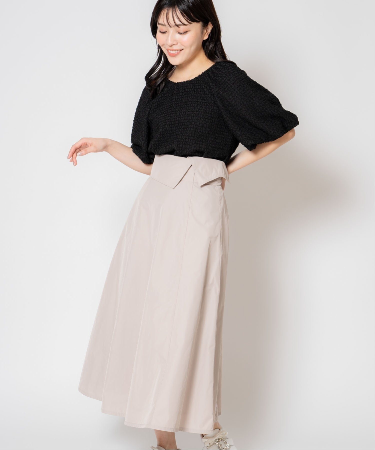 【ノエラ/Noela】のハイウエストスカート インテリア・キッズ・メンズ・レディースファッション・服の通販 founy(ファニー) 　ファッション　Fashion　レディースファッション　Ladies' Fashion Online　スカート　Skirt　タフタ　Taffeta　トレンド　Trend　フレア　Flare　ポケット　Pocket　ベージュ|ID: prp329100004582234 ipo3291000000032640765