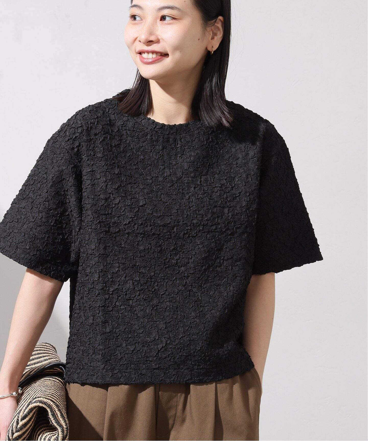 【ジャーナルスタンダード/JOURNAL STANDARD】の《WEB限定追加 》シャーリングハーフスリーブT インテリア・キッズ・メンズ・レディースファッション・服の通販 founy(ファニー) 　ファッション　Fashion　レディースファッション　Ladies' Fashion Online　2025年　2025　2025-2026秋冬・A/W　Aw/Autumn/Winter/Fw/Fall/2025-2026　ブラック|ID: prp329100004582345 ipo3291000000032607060