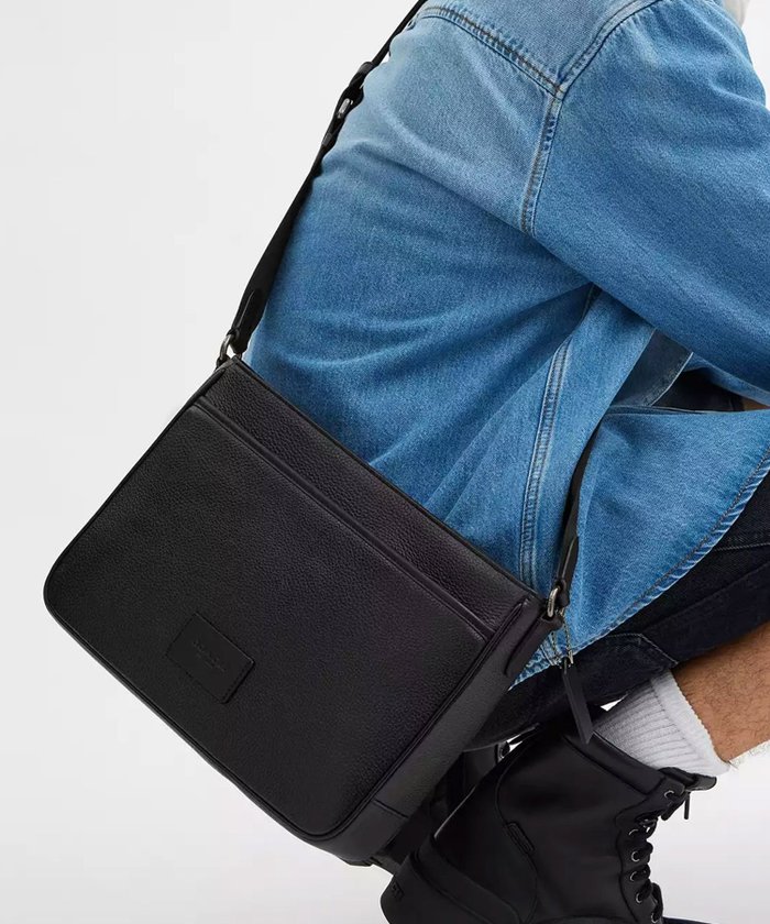 【コーチ/COACH / MEN】の【公式】ディストリクト クロスボディ バッグ インテリア・キッズ・メンズ・レディースファッション・服の通販 founy(ファニー) https://founy.com/ ファッション Fashion メンズファッション Fashion for Men バッグ Bags ポケット Pocket, Pocket Detail ラップ Wrap, Wrap Design 財布 Wallet, Purse |ID: prp329100004582479 ipo3291000000033471856