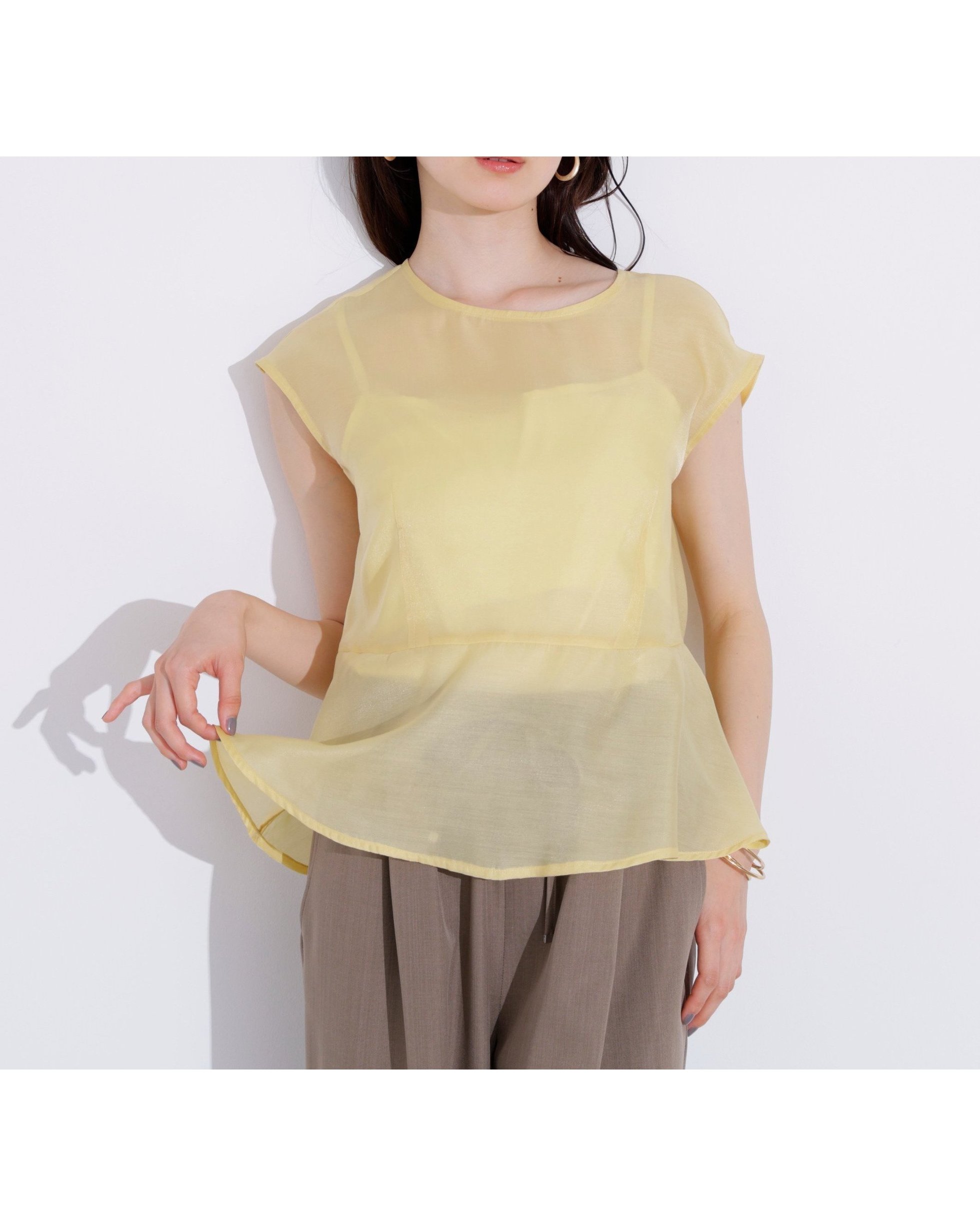 【エヌ ナチュラルビューティーベーシック/N.Natural Beauty basic】のバックリボンシアーブラウス インテリア・キッズ・メンズ・レディースファッション・服の通販 founy(ファニー) 　ファッション　Fashion　レディースファッション　Fashion for Women　トップス・カットソー　Cut & Sew Tops　シャツ・ブラウス・オフィスカジュアル　Elegant Blouses & Button-Ups　おすすめ　Recommended / Our Picks　インナー　Innerwear　キャミソール　Camisole, Spaghetti Strap Top　シアー　Sheer, See-Through　シンプル　Simple, Minimal　デニム　Denim, Jeans Material　マニッシュ　Mannish, Boyish　リボン　Ribbon, Bow　イエロー|ID: prp329100004582619 ipo3291000000033561113