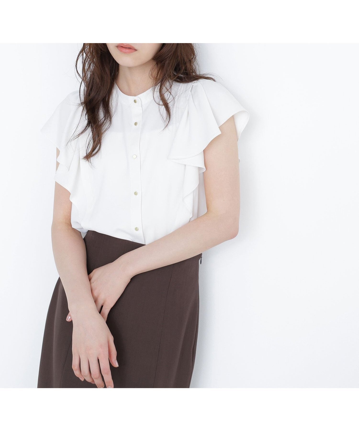 【ナチュラル ビューティー ベーシック/NATURAL BEAUTY BASIC】のメタルボタンフリルスリーブブラウス インテリア・キッズ・メンズ・レディースファッション・服の通販 founy(ファニー) 　ファッション　Fashion　レディースファッション　Fashion for Women　トップス・カットソー　Cut & Sew Tops　シャツ・ブラウス・オフィスカジュアル　Elegant Blouses & Button-Ups　ジョーゼット　Georgette, Semi-Sheer Fabric　スリーブ　Sleeve, Long Sleeve / Short Sleeve　デニム　Denim, Jeans Material　フリル　Frill, Ruffle　フロント　Front, Front Design　メタル　Metal, Metal Parts　エレガント 上品　Elegant　オフホワイト1|ID: prp329100004582714 ipo3291000000033559207