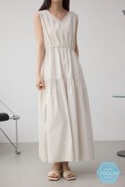 【アズール バイ マウジー/AZUL by moussy】の【堀田茜さん着用アイテム】C/T撥水ティアードドロストワンピース L/BEG1|ID: prp329100004582986 ipo3291000000032605217
