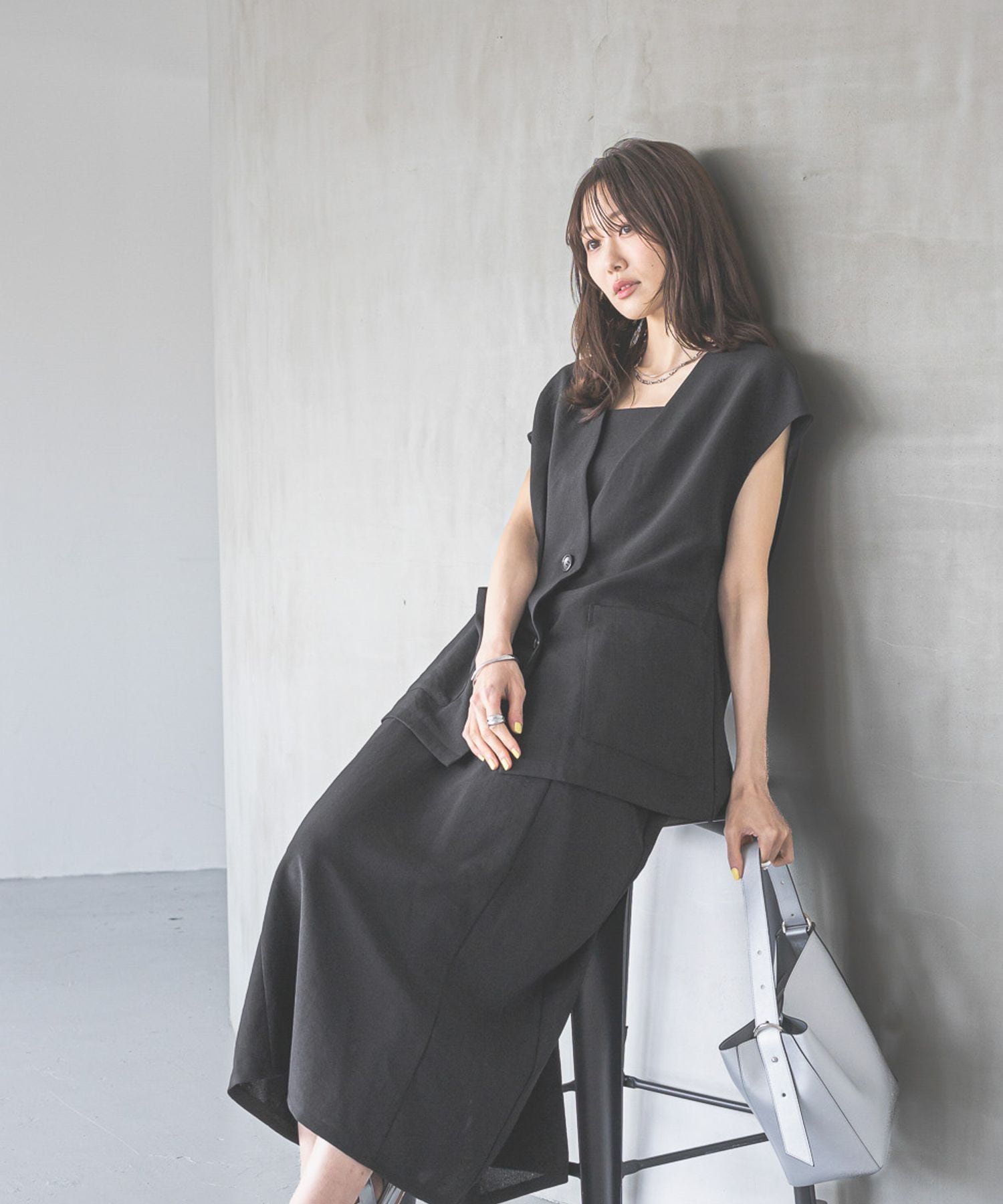 【グローバルワーク/GLOBAL WORK】のジレ*キャミワンピースSET/452043 インテリア・キッズ・メンズ・レディースファッション・服の通販 founy(ファニー) 　ファッション　Fashion　レディースファッション　Ladies' Fashion Online　アウター　Coat Outerwear　ワンピース　Dress　キャミワンピース　No Sleeve Dresses　インナー　Inner　キャミワンピース　Cami Dress　シンプル　Simple　セットアップ　Set Up　ノースリーブ　No Sleeve　ブラック09|ID: prp329100004583014 ipo3291000000032626170