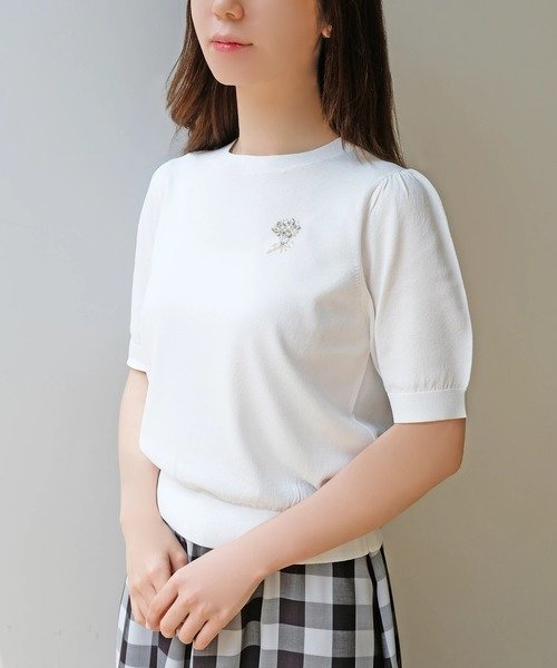 【ストロベリーフィールズ/STRAWBERRY FIELDS】のブーケビジュー半袖プルオーバー 人気、トレンドファッション・服の通販 founy(ファニー) 　ファッション　Fashion　レディースファッション　Ladies' Fashion Online　トップス・カットソー　Tops/Tshirt　プルオーバー　Pullover　シンプル　Simple　チェック　Check　ビジュー　Bijou　エレガント 上品　Elegant　今季　This Season　半袖　Short Sleeve　春　Spring　 other-1|ID: prp329100004583429 ipo3291000000032674389