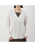 【ミラオーウェン/Mila Owen】のシェル釦ハイゲージボックスカーディガン 人気、トレンドファッション・服の通販 founy(ファニー) ファッション Fashion レディースファッション Fashion for Women トップス・カットソー Cut & Sew Tops カーディガン・羽織り Layered Style Cardigans コンパクト Compact, Small Size シンプル Simple, Minimal バランス Balance, Style Balance エレガント 上品 Elegant 定番 Standard, Basic Item |ID:prp329100004583493