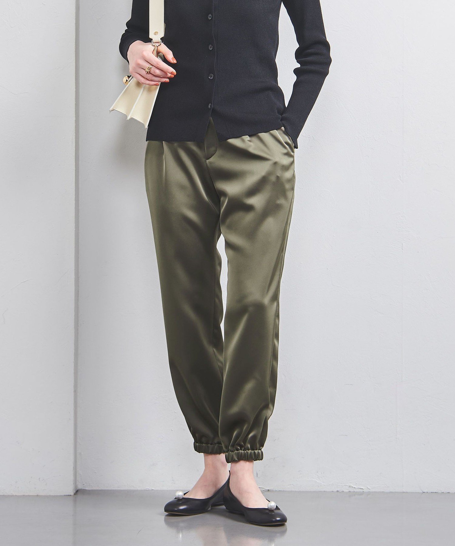 【ユナイテッドアローズ/UNITED ARROWS】のクリーン サテン ジョガーパンツ 人気、トレンドファッション・服の通販 founy(ファニー) 　ファッション　Fashion　レディースファッション　Fashion for Women　パンツ　Pants & Trousers　おすすめ　Recommended / Our Picks　サテン　Satin, Glossy Fabric　ドレープ　Drape, Draping Fabric　ベーシック　Basic, Essential　 other-1|ID: prp329100004583541 ipo3291000000032715254