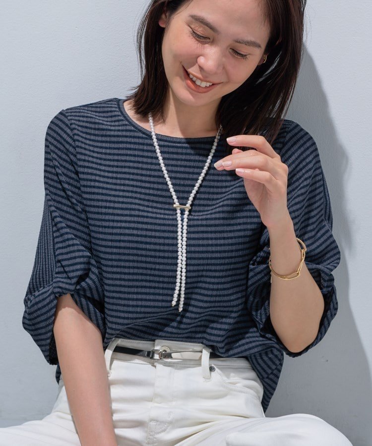 【インディヴィ/INDIVI】の【UV/吸水速乾】凹凸素材ねじり袖トップス インテリア・キッズ・メンズ・レディースファッション・服の通販 founy(ファニー) 　ファッション　Fashion　レディースファッション　Ladies' Fashion Online　トップス・カットソー　Tops/Tshirt　おすすめ　Recommend　カットソー　Cut And Sew　ジャージ　Jersey　ストレッチ　Stretch　デニム　Denim　ボトム　Bottom　人気　Popularity　ビジネス 仕事 通勤　Business　吸水　Water Absorption　ネイビー|ID: prp329100004583830 ipo3291000000032605812