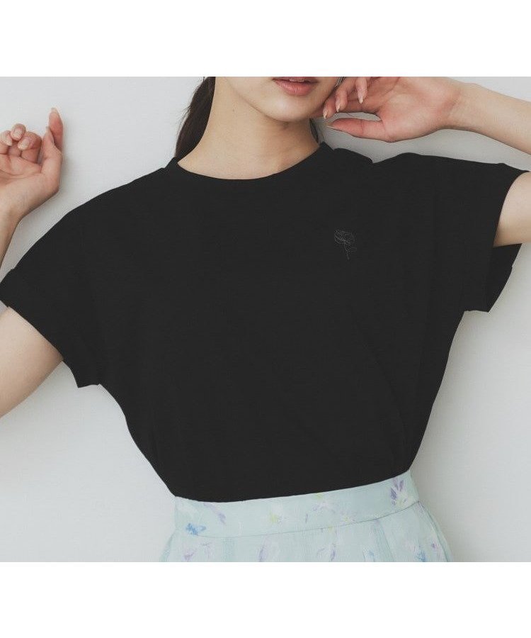 【インデックス/INDEX】の《6色展開/S-3Lサイズ》フラワー刺繍Tシャツ【汗ジミ防止/吸水速乾/接触冷感/UVケア/洗濯機洗い可】 インテリア・キッズ・メンズ・レディースファッション・服の通販 founy(ファニー) 　ファッション　Fashion　レディースファッション　Ladies' Fashion Online　トップス・カットソー　Tops/Tshirt　シャツ/ブラウス　Shirts/Blouses　ロング / Tシャツ　T-Shirts　シンプル　Simple　フラワー　Flower　フロント　Front　ボトム　Bottom　ワンポイント　One Point　吸水　Water Absorption　夏　Summer　ブラック|ID: prp329100004583969 ipo3291000000032624766