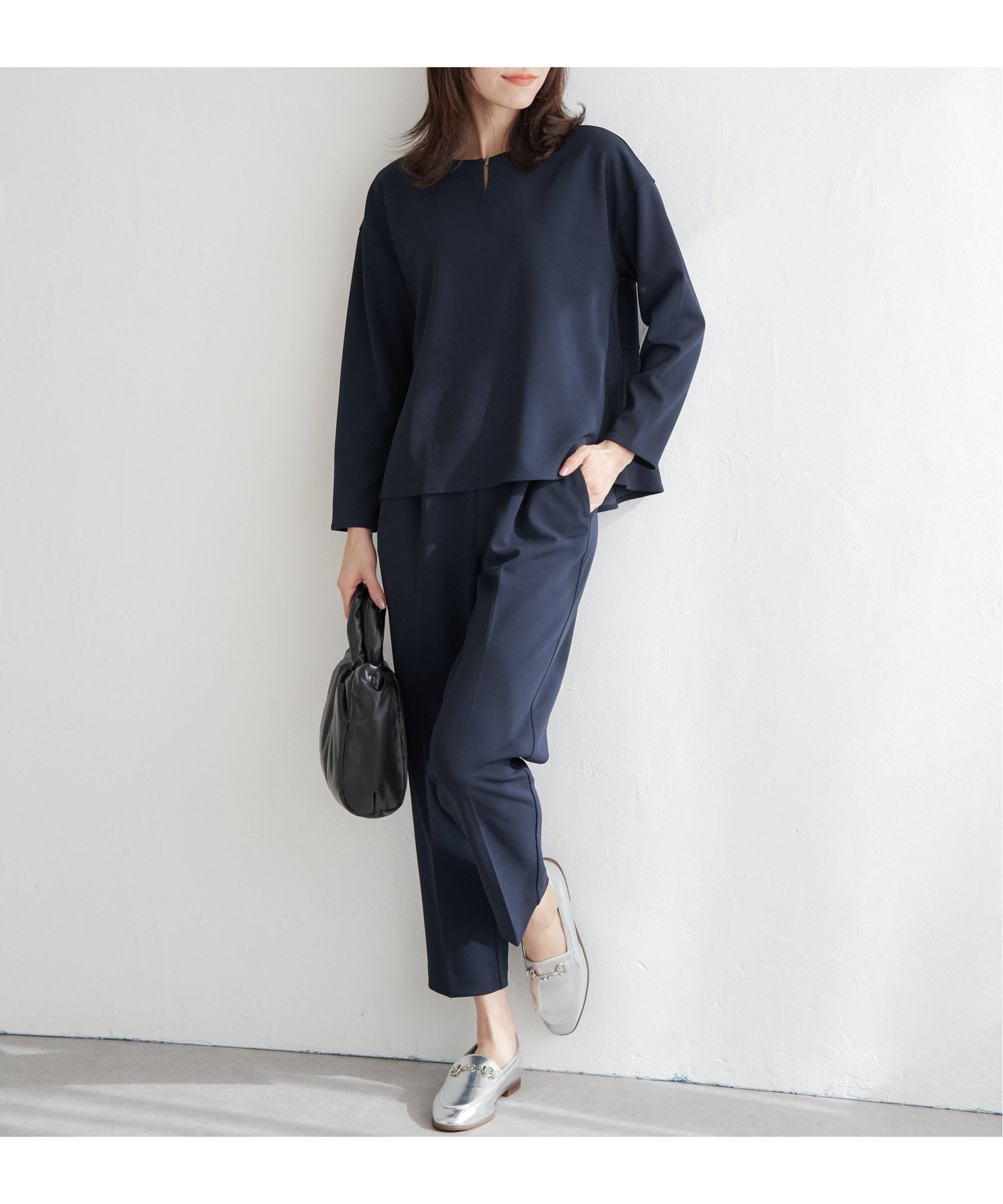 【イッカ/ikka】のGOKU楽 長袖セットアップ インテリア・キッズ・メンズ・レディースファッション・服の通販 founy(ファニー) 　ファッション　Fashion　レディースファッション　Fashion for Women　トップス・カットソー　Cut & Sew Tops　カットソー　Cut and Sewn Top　シンプル　Simple, Minimal　ジョーゼット　Georgette, Semi-Sheer Fabric　ストレッチ　Stretch, Stretchy Fabric　セットアップ　Set-Up, Coordinated Outfit　ベーシック　Basic, Essential　ペプラム　Peplum, Flared Hem　エレガント 上品　Elegant　入学式　Entrance Ceremony　卒業式　Graduation Ceremony　長袖　Long Sleeve, Full Sleeve　ネイビーブルー|ID: prp329100004584010 ipo3291000000033584431