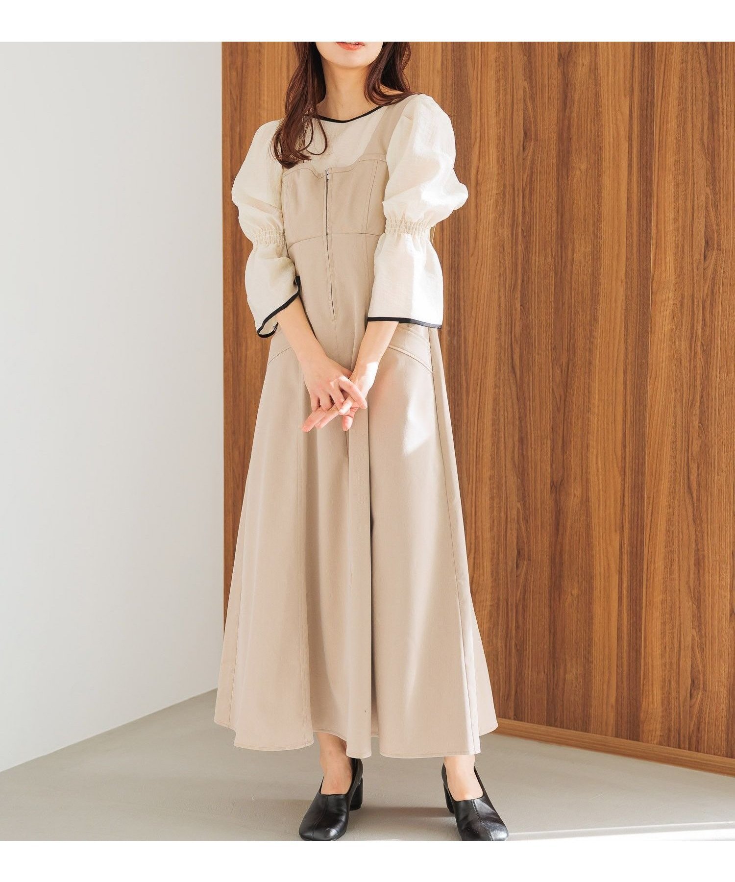 【ミスティ ウーマン/mysty woman】のフロントZIPジャンスカ インテリア・キッズ・メンズ・レディースファッション・服の通販 founy(ファニー) 　ファッション　Fashion　レディースファッション　Fashion for Women　シャーリング　Shirring, Ruched　ジップ　Zip, Zipper　スニーカー　Sneakers, Trainers　フィット　Fit, Slim Fit　フレア　Flare, Flared　フロント　Front, Front Design　ポケット　Pocket, Pocket Detail　ラップ　Wrap, Wrap Design　ベージュ52|ID: prp329100004584011 ipo3291000000032708247