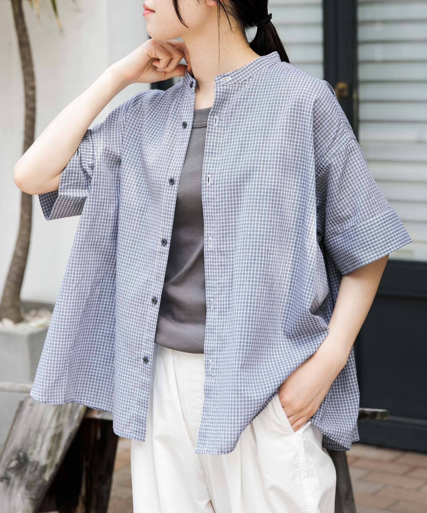【アーバンリサーチ ドアーズ/URBAN RESEARCH DOORS】のFORK SPOON ワイド5分袖シャツ インテリア・キッズ・メンズ・レディースファッション・服の通販 founy(ファニー) 　ファッション　Fashion　レディースファッション　Fashion for Women　トップス・カットソー　Cut & Sew Tops　シャツ・ブラウス・オフィスカジュアル　Elegant Blouses & Button-Ups　2025年　2025　2025春夏・S/S　Spring/Summer 2025 SS25　エアリー　Airy Texture　シンプル　Simple, Minimal　フレア　Flare, Flared　ベーシック　Basic, Essential　ワイド　Wide, Wide Fit　夏　Summer　S/S・春夏　SS, Spring/Summer, Warm Season　BLACK CHK|ID: prp329100004584054 ipo3291000000032626806