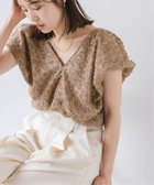 【ノーブル / スピック&スパン/NOBLE / Spick & Span】のレオパードジャガードデコルテVブラウス 人気、トレンドファッション・服の通販 founy(ファニー) ファッション Fashion レディースファッション Fashion for Women トップス・カットソー Cut & Sew Tops シャツ・ブラウス・オフィスカジュアル Elegant Blouses & Button-Ups thumbnail キャメル|ID: prp329100004584238 ipo3291000000032738168