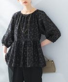 【アーバンリサーチ ロッソ/URBAN RESEARCH ROSSO】のラメジャガードペプラムブラウス 人気、トレンドファッション・服の通販 founy(ファニー) ファッション Fashion レディースファッション Fashion for Women トップス・カットソー Cut & Sew Tops シャツ・ブラウス・オフィスカジュアル Elegant Blouses & Button-Ups 2025年 2025 2025春夏・S/S Spring/Summer 2025 SS25 アクセサリー Fashion Accessories サテン Satin, Glossy Fabric スリム Slim, Slim Fit タイトスカート Pencil Skirt, Tight Skirt ドット Polka Dot, Dot Pattern バランス Balance, Style Balance ブローチ Brooch, Pin Brooch ミックス Mix, Mixed Style 夏 Summer S/S・春夏 SS, Spring/Summer, Warm Season thumbnail BLACK|ID: prp329100004584655 ipo3291000000033056472