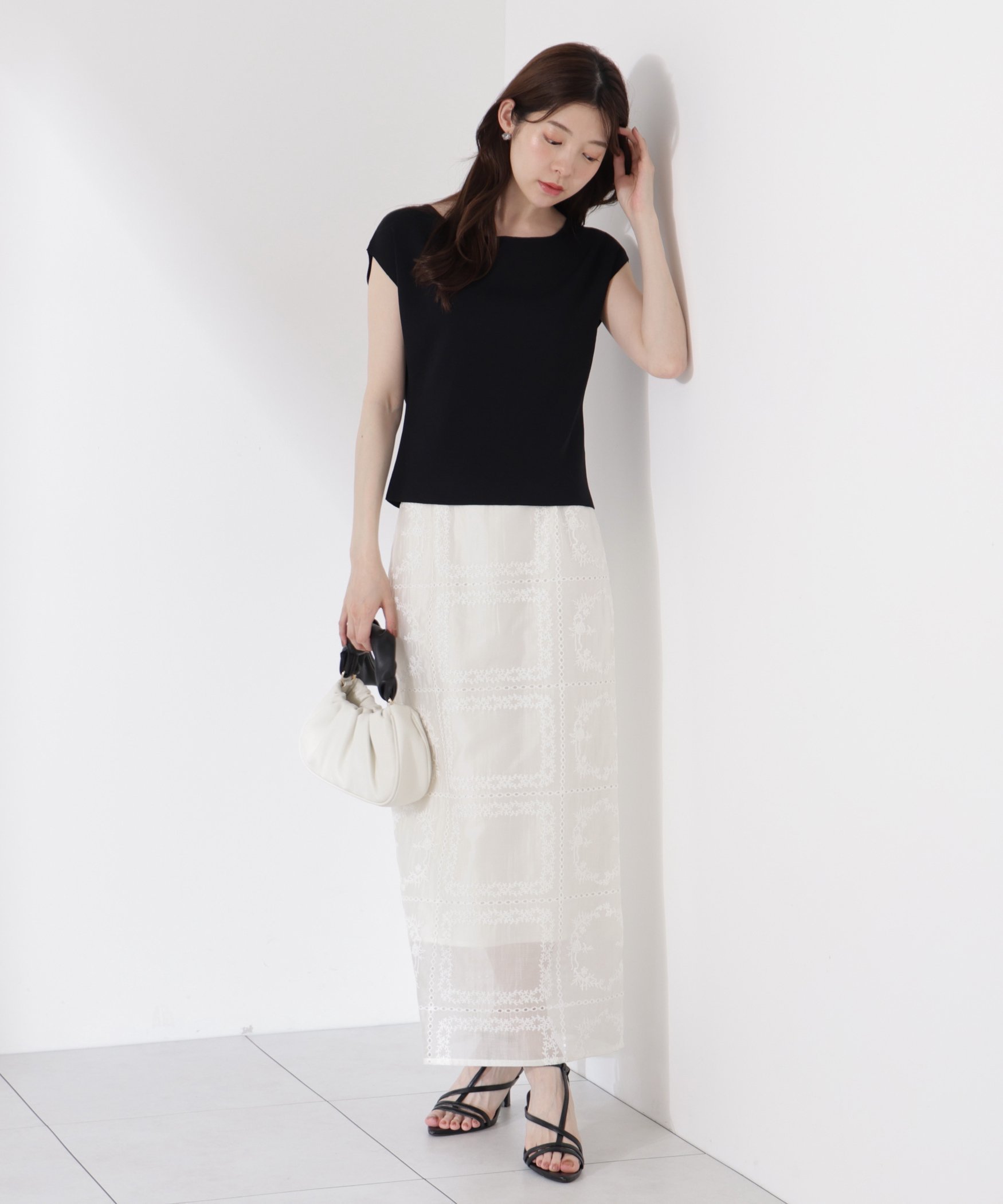【プロポーション ボディドレッシング/PROPORTION BODY DRESSING】のシアーパネルレーススカート インテリア・キッズ・メンズ・レディースファッション・服の通販 founy(ファニー) 　ファッション　Fashion　レディースファッション　WOMEN　スカート　Skirt　サンダル　Sandals　シアー　Sheer　シンプル　Simple　スニーカー　Sneakers　ホワイト|ID: prp329100004584708 ipo3291000000032503489