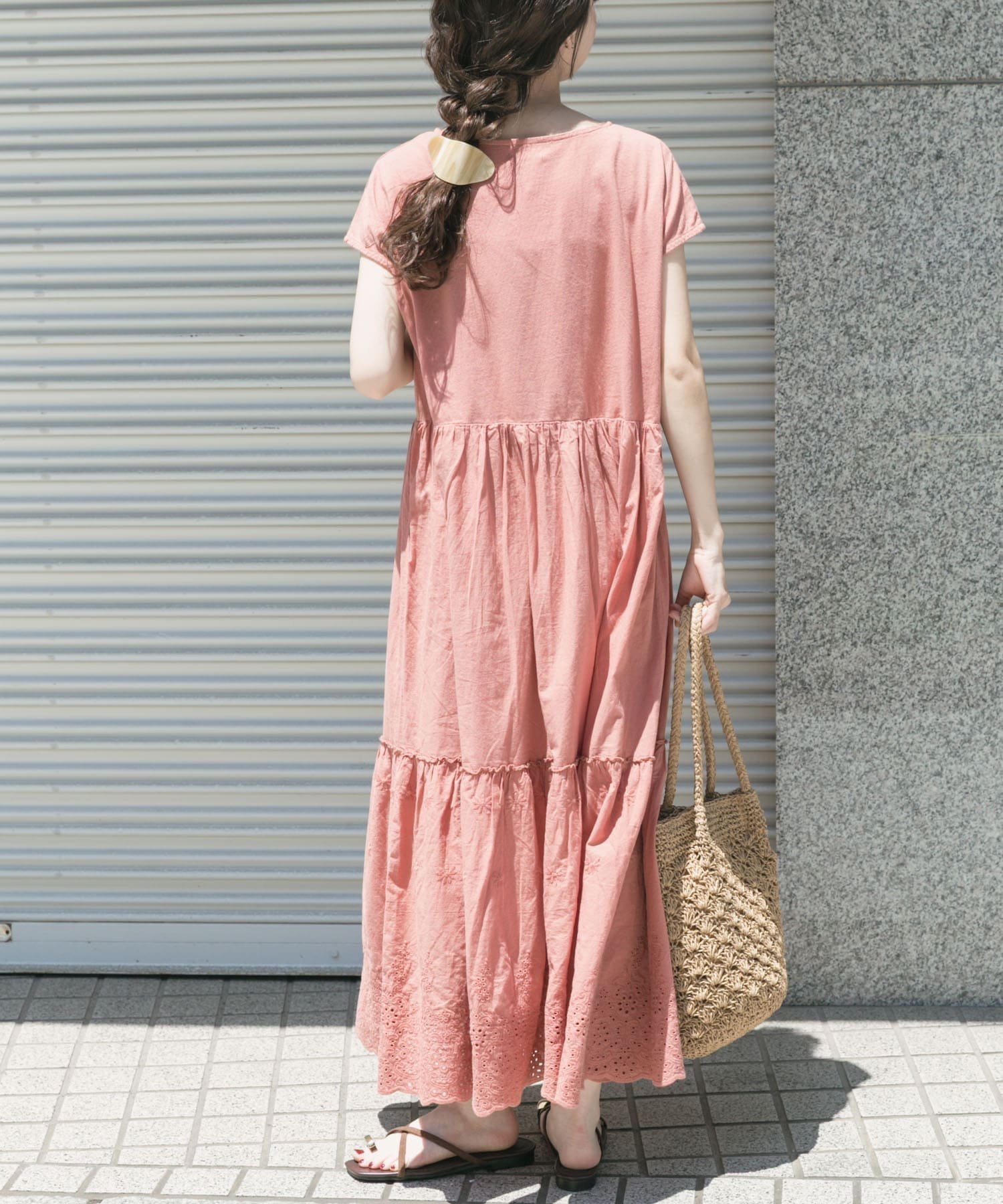 【アイテムズアーバンリサーチ/ITEMS URBAN RESEARCH】のピグメントティアードワンピース インテリア・キッズ・メンズ・レディースファッション・服の通販 founy(ファニー) 　ファッション　Fashion　レディースファッション　Fashion for Women　ワンピース　Dresses　2025年　2025　2025春夏・S/S　Spring/Summer 2025 SS25　カットソー　Cut and Sewn Top　ティアードワンピース　Tiered Dress, Flared Dress　レース　Lace, Lace Fabric　ロング　Long, Long-Length　夏　Summer　S/S・春夏　SS, Spring/Summer, Warm Season　ORG|ID: prp329100004584809 ipo3291000000033547187