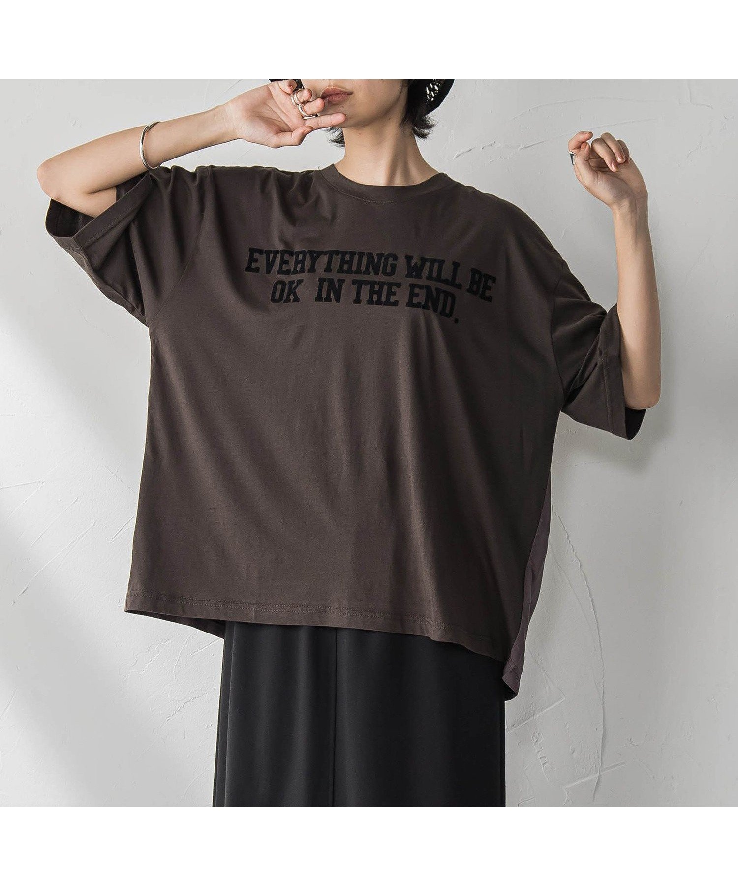【メイソングレイ/MAYSON GREY】の前後ドッキングロゴTシャツ≪洗濯機で洗える≫ インテリア・キッズ・メンズ・レディースファッション・服の通販 founy(ファニー) 　ファッション　Fashion　レディースファッション　Fashion for Women　トップス・カットソー　Cut & Sew Tops　シャツ・ブラウス・オフィスカジュアル　Elegant Blouses & Button-Ups　ロングTシャツ・Tシャツ　Longline T-Shirts & Tees　洗える　Machine Washable　カットソー　Cut and Sewn Top　ドッキング　Docking, Mixed Material　バランス　Balance, Style Balance　ボトム　Bottoms, Lower Wear　夏　Summer　チャコールグレー|ID: prp329100004584876 ipo3291000000033222657