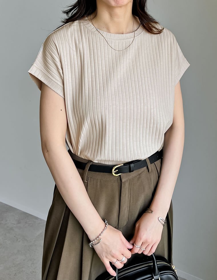 【リエディ/Re:EDIT】の汗じみ防止 リブカットソーTシャツ インテリア・キッズ・メンズ・レディースファッション・服の通販 founy(ファニー) 　ファッション　Fashion　レディースファッション　Fashion for Women　トップス・カットソー　Cut & Sew Tops　シャツ・ブラウス・オフィスカジュアル　Elegant Blouses & Button-Ups　ロングTシャツ・Tシャツ　Longline T-Shirts & Tees　カットソー・ベーシックTシャツ　Cut-and-Sewn Tops / Stretch Tees & Basics　インナー　Innerwear　キャミワンピース　Cami Dress, Slip Dress　吸水　Absorbent, Quick-Dry　サロペット　Overalls, Salopette　シンプル　Simple, Minimal　スラックス　Slacks, Dress Pants　スリット　Slit, Slit Detail　スリーブ　Sleeve, Long Sleeve / Short Sleeve　フレンチ　French, French Style　ベーシック　Basic, Essential　夏　Summer　オフベージュ|ID: prp329100004584999 ipo3291000000033634365