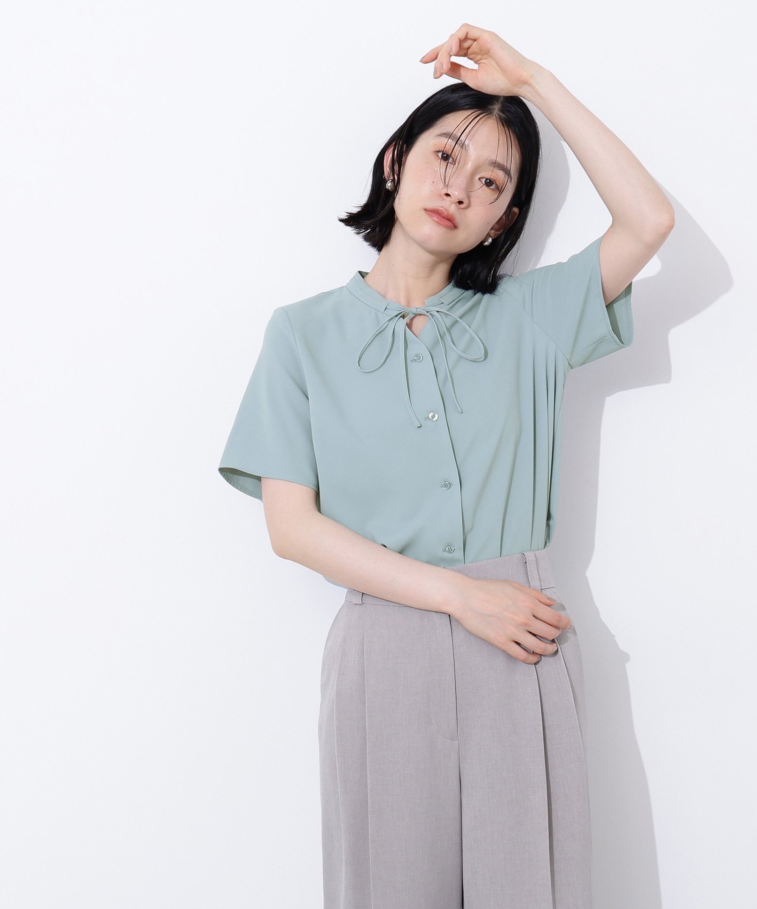 【エヌ ナチュラルビューティーベーシック/N.Natural Beauty basic】のナローリボンタイブラウス インテリア・キッズ・メンズ・レディースファッション・服の通販 founy(ファニー) 　ファッション　Fashion　レディースファッション　Fashion for Women　トップス・カットソー　Cut & Sew Tops　シャツ・ブラウス・オフィスカジュアル　Elegant Blouses & Button-Ups　おすすめ　Recommended / Our Picks　ジャケット　Jacket, Outerwear　ジョーゼット　Georgette, Semi-Sheer Fabric　デニム　Denim, Jeans Material　バランス　Balance, Style Balance　リボン　Ribbon, Bow　エレガント 上品　Elegant　ライトグリーン|ID: prp329100004585179 ipo3291000000032647341
