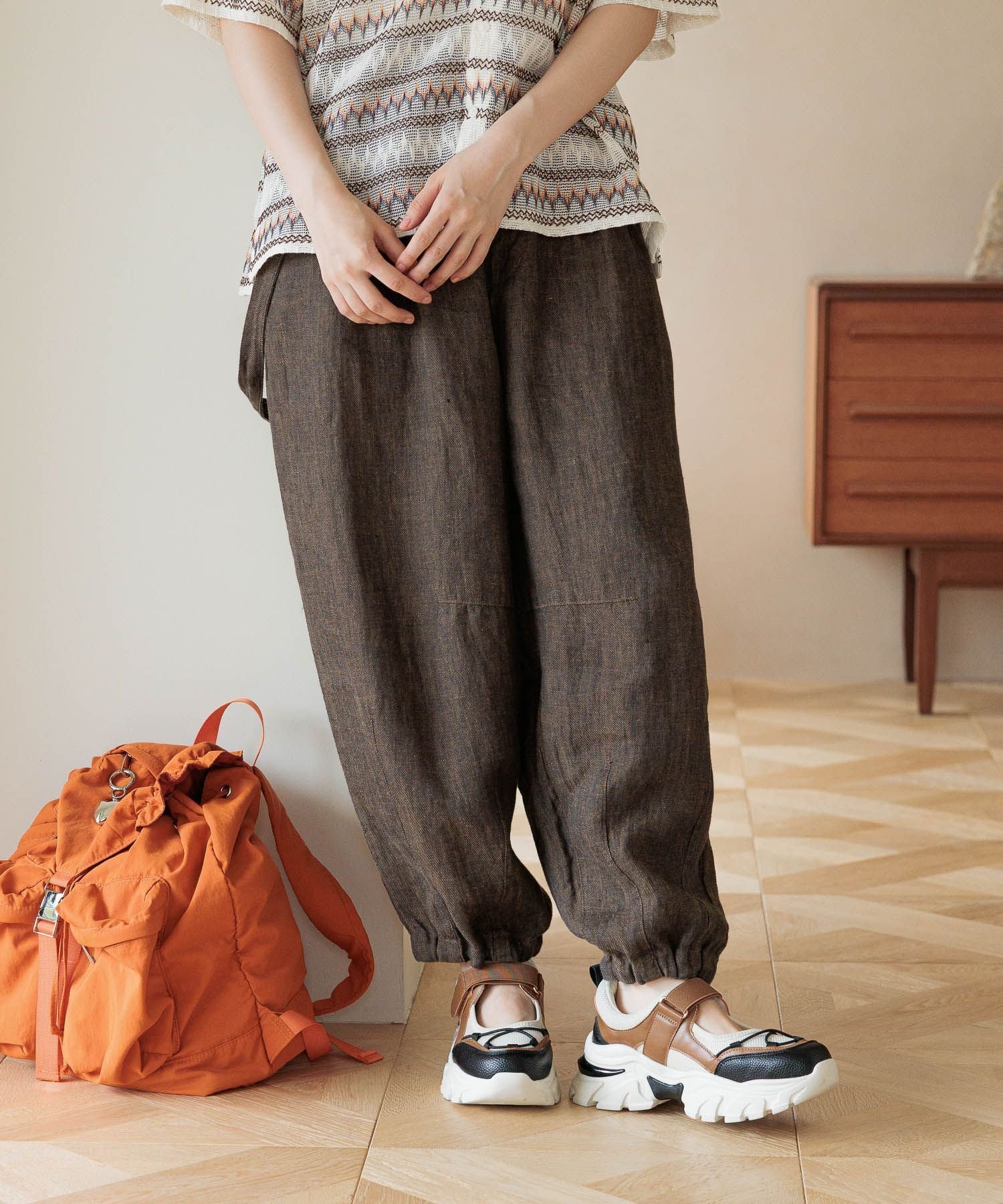 【ニコアンド/niko and】のFINEリネンツイルパンツ インテリア・キッズ・メンズ・レディースファッション・服の通販 founy(ファニー) 　ファッション　Fashion　レディースファッション　Ladies' Fashion Online　パンツ　Pants　おすすめ　Recommend　サスペンダー　Suspenders　リネン　Linen　人気　Popularity　ブラウン50|ID: prp329100004585283 ipo3291000000032667139