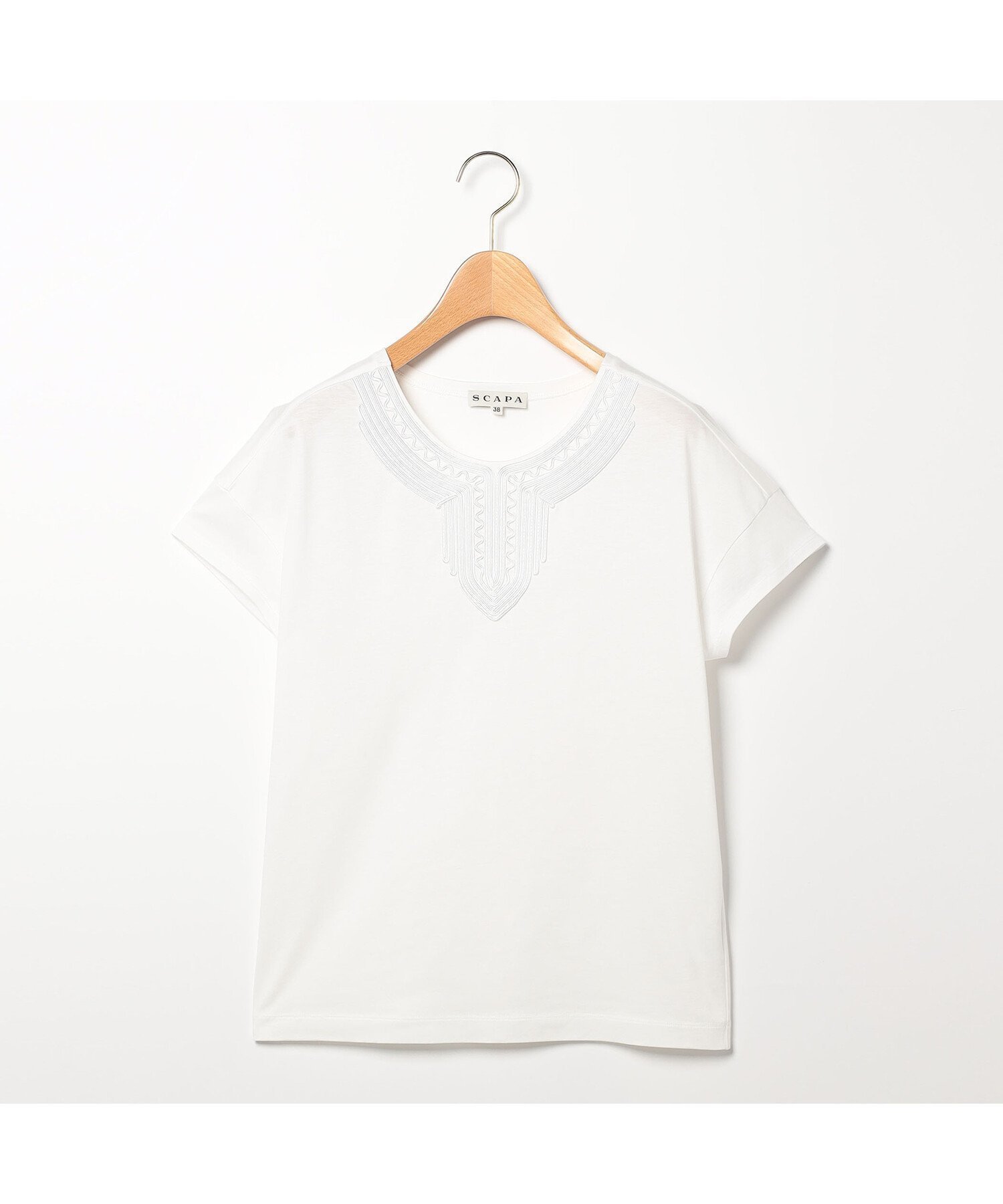 【スキャパ/SCAPA】のコンパクトテンジクカットソー インテリア・キッズ・メンズ・レディースファッション・服の通販 founy(ファニー) 　ファッション　Fashion　レディースファッション　Fashion for Women　トップス・カットソー　Cut & Sew Tops　カットソー・ベーシックTシャツ　Cut-and-Sewn Tops / Stretch Tees & Basics　なめらか　Smooth, Silky Texture　エレガント 上品　Elegant　コンパクト　Compact, Small Size　ボトム　Bottoms, Lower Wear　ホワイト|ID: prp329100004585346 ipo3291000000032738158