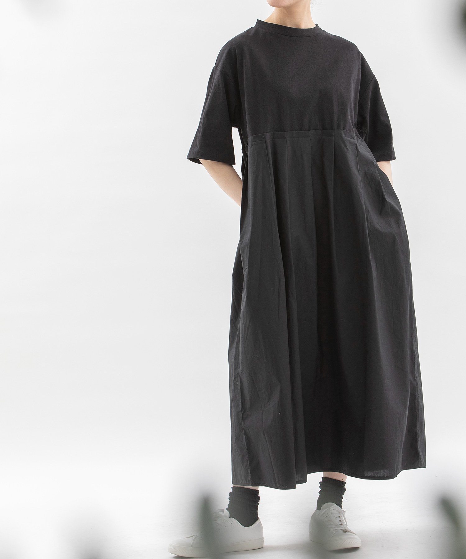 【プードゥドゥ/POU DOU DOU】のUSコットン布帛ドッキングワンピース インテリア・キッズ・メンズ・レディースファッション・服の通販 founy(ファニー) 　ファッション　Fashion　レディースファッション　Ladies' Fashion Online　ワンピース　Dress　シンプル　Simple　スマート　Smart　タイプライター　Typewriter　トレンド　Trend　ドッキング　Docking　フォルム　Form　ポケット　Pocket　半袖　Short Sleeve　リラックス　Relax　エレガント 上品　Elegant　ブラック|ID: prp329100004585726 ipo3291000000032607293