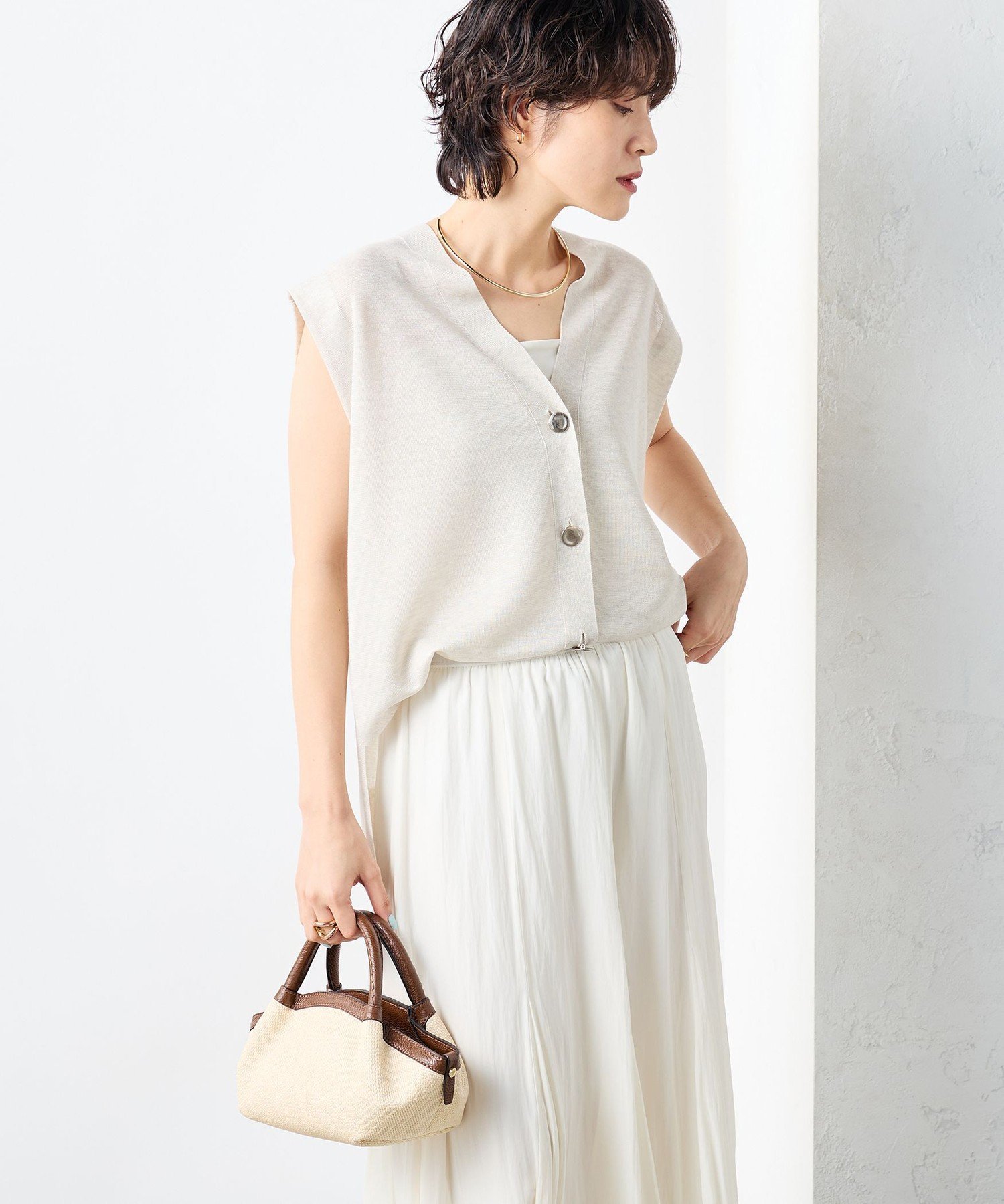 【ノーリーズ/NOLLEY'S】の《手洗い可能》ドライタッチ肩タックベスト インテリア・キッズ・メンズ・レディースファッション・服の通販 founy(ファニー) 　ファッション　Fashion　レディースファッション　Ladies' Fashion Online　アウター　Coat Outerwear　トップス・カットソー　Tops/Tshirt　ベスト/ジレ　Gilets/Vests　2025年　2025　2025春夏・S/S　Ss,Spring/Summer,2025　おすすめ　Recommend　シアー　Sheer　ベスト　Vest　ミラノリブ　Milan Ribs　夏　Summer　ビジネス 仕事 通勤　Business　ベージュ|ID: prp329100004585800 ipo3291000000032682279