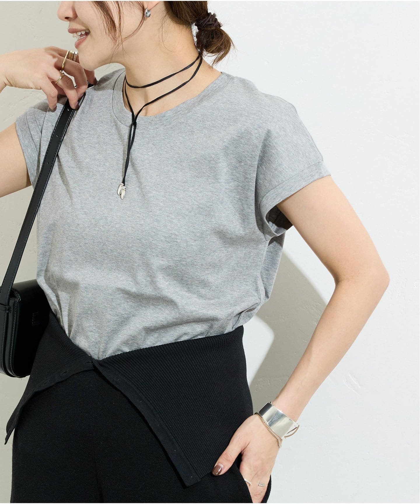 【ジャーナルスタンダード/JOURNAL STANDARD】の《追加4》汗ジミ防止ナノシアコンパクトTシャツ インテリア・キッズ・メンズ・レディースファッション・服の通販 founy(ファニー) 　ファッション　Fashion　レディースファッション　Ladies' Fashion Online　トップス・カットソー　Tops/Tshirt　シャツ/ブラウス　Shirts/Blouses　ロング / Tシャツ　T-Shirts　2025年　2025　2025春夏・S/S　Ss,Spring/Summer,2025　グレーA|ID: prp329100004585975 ipo3291000000032642379