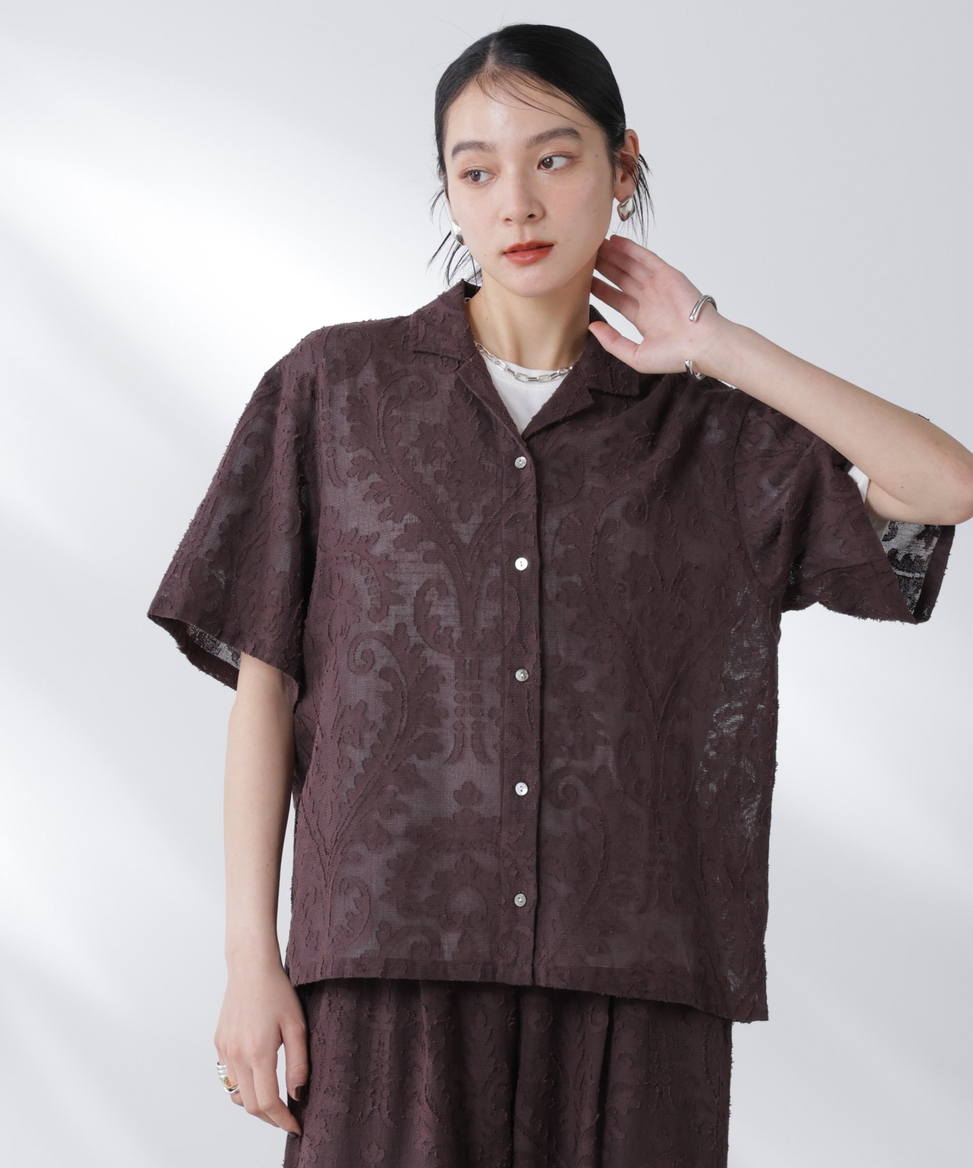 【ナノ ユニバース/nano universe】のmade in india カットワークジャカードシャツ(セットアップ可) インテリア・キッズ・メンズ・レディースファッション・服の通販 founy(ファニー) 　ファッション　Fashion　レディースファッション　WOMEN　トップス・カットソー　Tops/Tshirt　シャツ/ブラウス　Shirts/Blouses　アクセサリー　Accessories　インド　India　ウォッシャブル　Washable　シアー　Sheer　スリット　Slit　セットアップ　Set Up　デニム　Denim　ネップ　Nep Yarn　プリント　Print　メッシュ　Mesh　モチーフ　Motif　リラックス　Relax　ルーズ　Loose　ワイド　Wide　おすすめ　Recommend　夏　Summer　2025年　2025　ブラウン|ID: prp329100004586262 ipo3291000000032520468