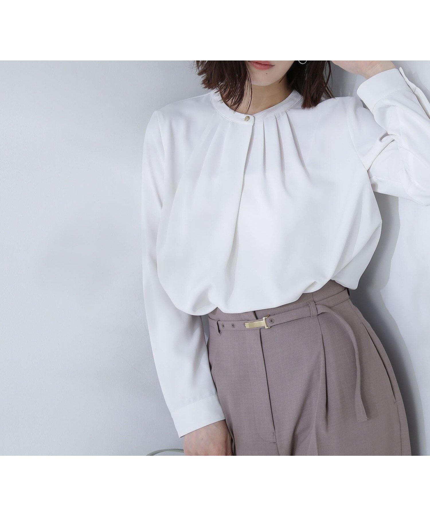 【ナチュラル ビューティー ベーシック/NATURAL BEAUTY BASIC】のフロントタックブラウス インテリア・キッズ・メンズ・レディースファッション・服の通販 founy(ファニー) 　ファッション　Fashion　レディースファッション　WOMEN　トップス・カットソー　Tops/Tshirt　シャツ/ブラウス　Shirts/Blouses　シンプル　Simple　ジャケット　Jacket　ジョーゼット　Georgette　ベーシック　Basic　エレガント 上品　Elegant　オフ1|ID: prp329100004586289 ipo3291000000032520788