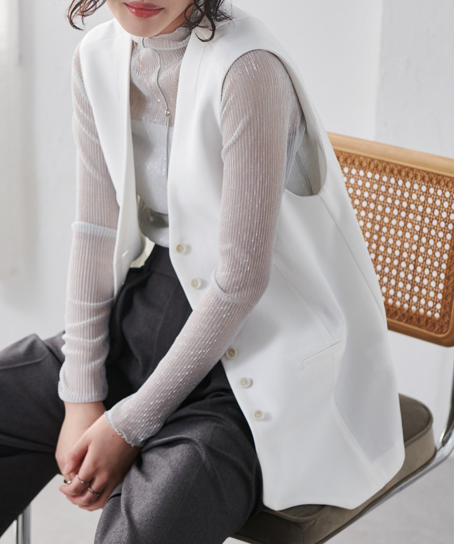 【ラナン/Ranan】のオーバーサイズジレ インテリア・キッズ・メンズ・レディースファッション・服の通販 founy(ファニー) 　ファッション　Fashion　レディースファッション　WOMEN　アウター　Coat Outerwear　トップス・カットソー　Tops/Tshirt　ベスト/ジレ　Gilets/Vests　インナー　Inner　ティアードワンピース　Tiered Dress　ポケット　Pocket　マニッシュ　Mannish　エレガント 上品　Elegant　ホワイト|ID: prp329100004586300 ipo3291000000032520880