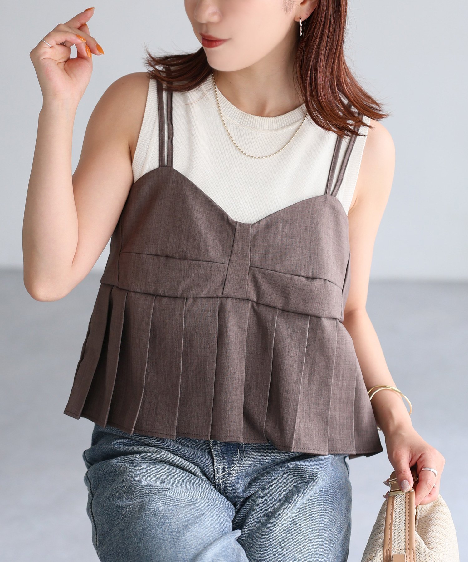 【リベリー/Riberry】のプリーツデザインビスチェ/キャミ インテリア・キッズ・メンズ・レディースファッション・服の通販 founy(ファニー) 　ファッション　Fashion　レディースファッション　WOMEN　トップス・カットソー　Tops/Tshirt　キャミソール / ノースリーブ　No Sleeves　ビスチェ　Bustier　インナー　Inner　カッティング　Cutting　キャミ　Cami　クラシカル　Classical　ストレッチ　Stretch　スラックス　Slacks　タイトスカート　Tight Skirt　ダウン　Down　デコルテ　Decolletage　デニム　Denim　トレンド　Trend　ビスチェ　Bustier　フィット　Fit　フェミニン　Feminine　フレア　Flare　プリーツ　Pleats　ペプラム　Peplum　レース　Race　ワイド　Wide　おすすめ　Recommend　エレガント 上品　Elegant　ブラウン|ID: prp329100004586435 ipo3291000000032521857