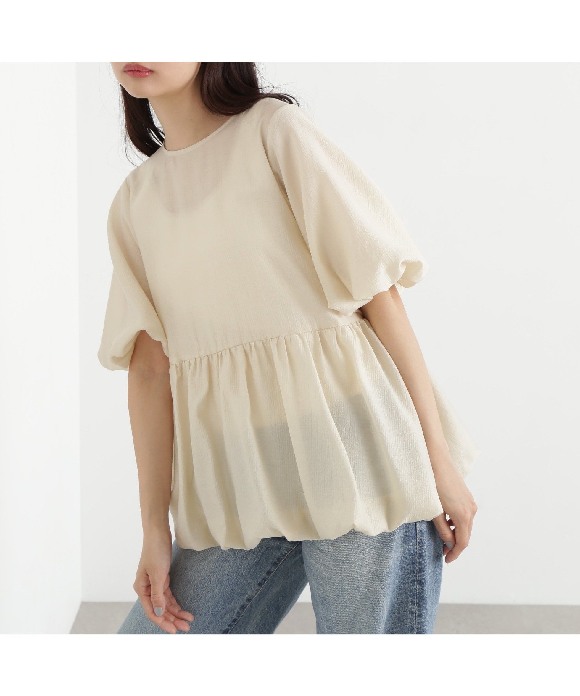 【エヌ ナチュラルビューティーベーシック/N.Natural Beauty basic】のシアーペプラムブラウス インテリア・キッズ・メンズ・レディースファッション・服の通販 founy(ファニー) 　ファッション　Fashion　レディースファッション　WOMEN　トップス・カットソー　Tops/Tshirt　シャツ/ブラウス　Shirts/Blouses　おすすめ　Recommend　チュール　Tulle　トレンド　Trend　バルーン　Balloon　ベージュ|ID: prp329100004586445 ipo3291000000032521937