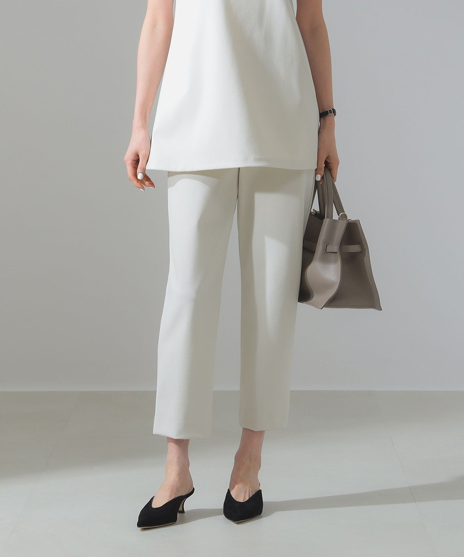 【デミルクス ビームス/Demi-Luxe BEAMS】の【7/3新規値下げ】ポンチ スリット テーパード パンツ 人気、トレンドファッション・服の通販 founy(ファニー) 　ファッション　Fashion　レディースファッション　Fashion for Women　パンツ　Pants & Trousers　クロップド　Cropped, Short Length　コンパクト　Compact, Small Size　シンプル　Simple, Minimal　ストレッチ　Stretch, Stretchy Fabric　スリット　Slit, Slit Detail　セットアップ　Set-Up, Coordinated Outfit　チュニック　Tunic, Long Top　テーパード　Tapered, Tapered Pants　フィット　Fit, Slim Fit　フレア　Flare, Flared　おすすめ　Recommended / Our Picks　 other-1|ID: prp329100004586470 ipo3291000000032734770