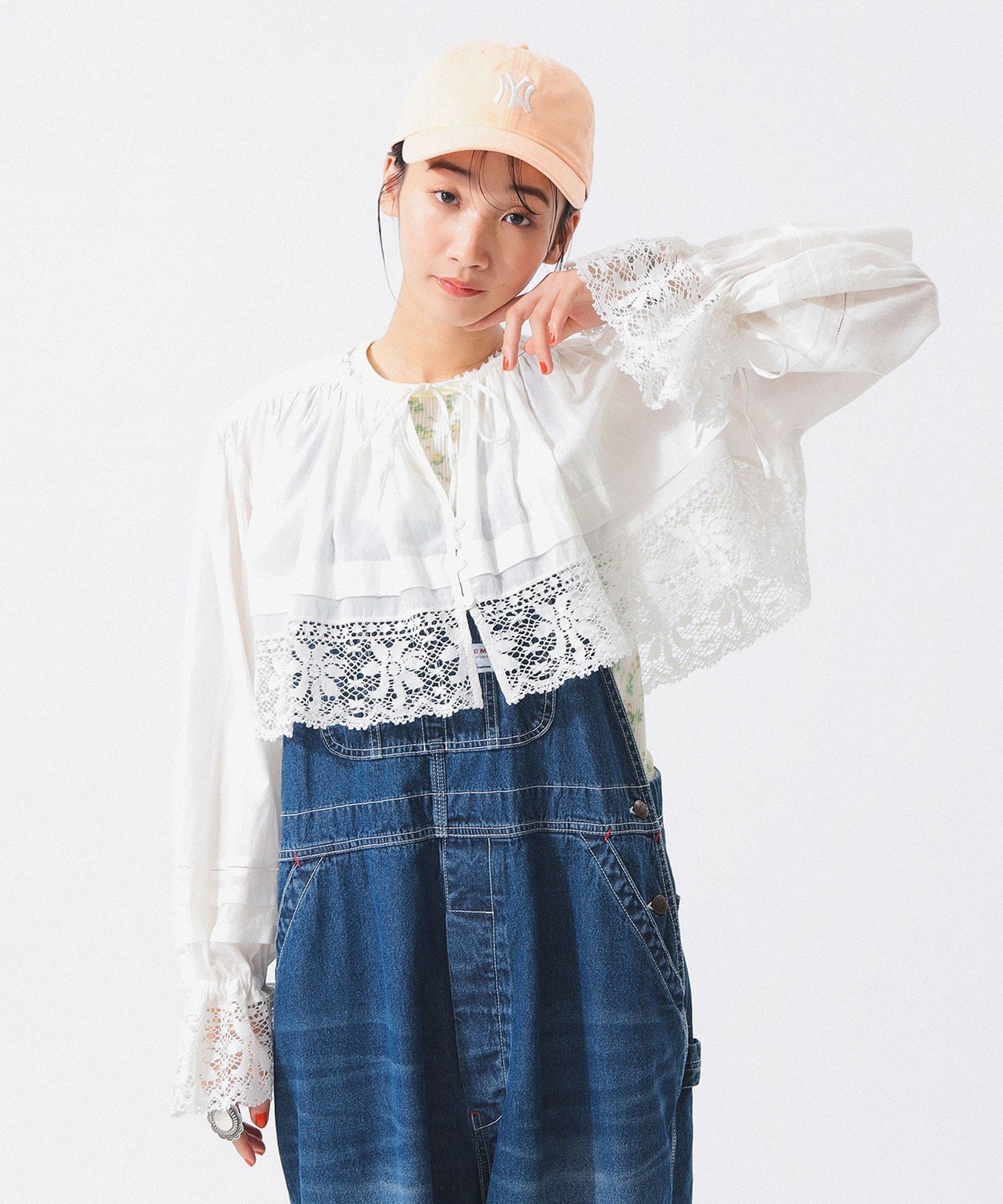【ビームス ウイメン/BEAMS】のヴィンテージ レース ブラウス インテリア・キッズ・メンズ・レディースファッション・服の通販 founy(ファニー) 　ファッション　Fashion　レディースファッション　Ladies' Fashion Online　トップス・カットソー　Tops/Tshirt　シャツ/ブラウス　Shirts/Blouses　ヴィンテージ　Vintage　カットソー　Cut And Sew　スモック　Smock　デニム　Denim　定番　Standard　バランス　Balance　プリント　Print　メンズ　Mens　レース　Race　おすすめ　Recommend　OFF_WHT|ID: prp329100004586901 ipo3291000000032527603