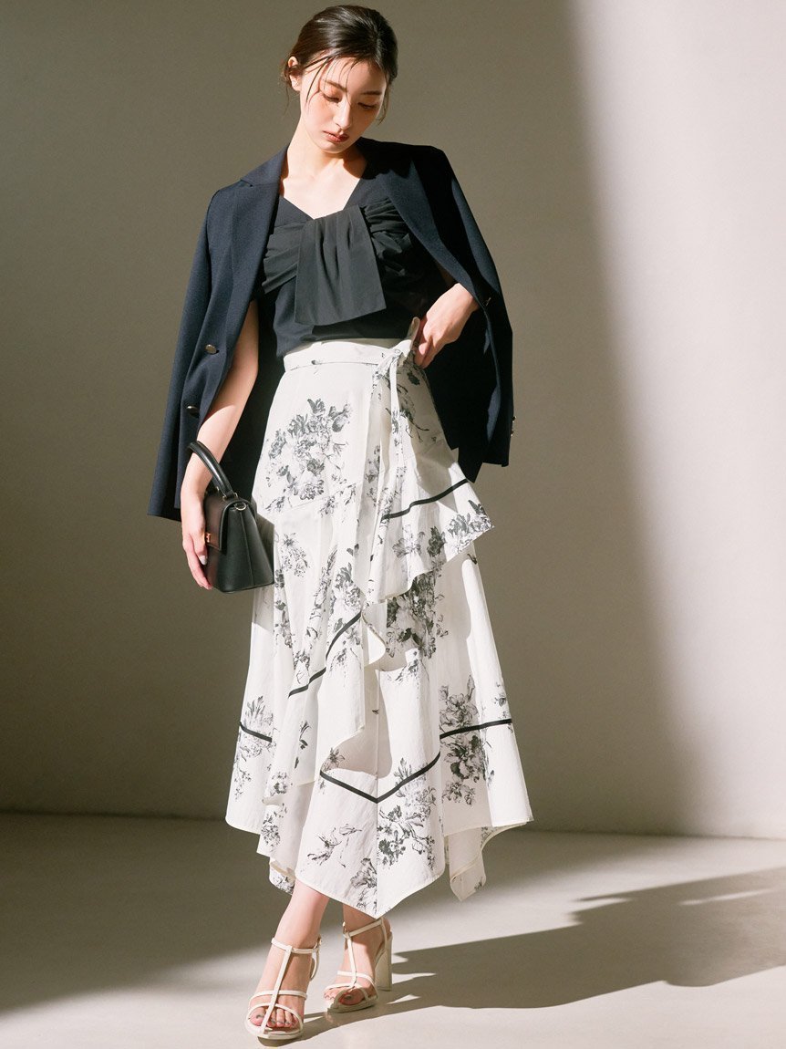 【スナイデル/SNIDEL】のハンカチヘムスカート インテリア・キッズ・メンズ・レディースファッション・服の通販 founy(ファニー) 　ファッション　Fashion　レディースファッション　Ladies' Fashion Online　スカート　Skirt　ウェーブ　Wave　エレガント 上品　Elegant　クラシカル　Classical　ストレート　Straight　トレンド　Trend　ハンカチ　Handkerchief　フィット　Fit　フォーマル　Formal　フラワー　Flower　ヘムライン　Hemline　ベーシック　Basic　リボン　Ribbon　ロング　Long　FLOWER[936]|ID: prp329100004587123 ipo3291000000032529628