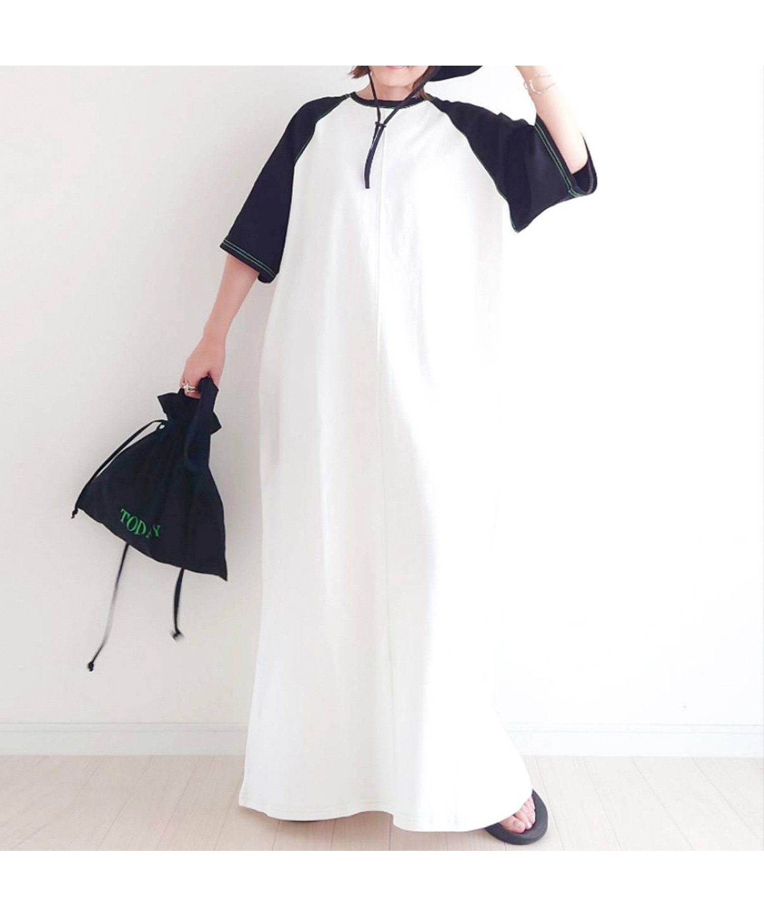 【コーナーズ/CORNERS】の【CORNERS by yui】配色ステッチラグランTシャツワンピース インテリア・キッズ・メンズ・レディースファッション・服の通販 founy(ファニー) 　ファッション　Fashion　レディースファッション　Ladies' Fashion Online　ワンピース　Dress　シャツワンピース　Shirt Dresses　夏　Summer　定番　Standard　ブラック×ホワイト|ID: prp329100004587167 ipo3291000000032623320